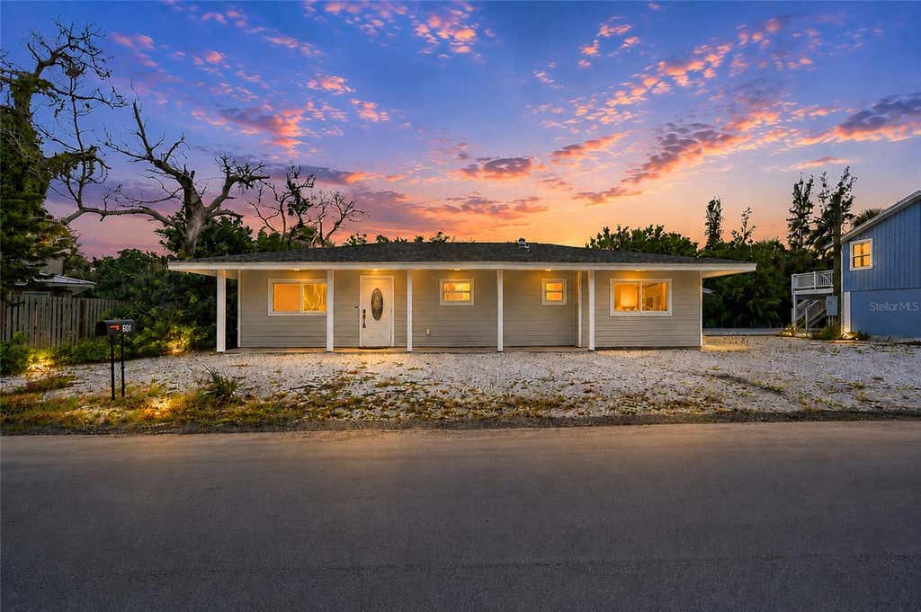 Photo of 608 Saint Judes Drive, Longboat Key, FL 34228 (MLS # TB8535597)