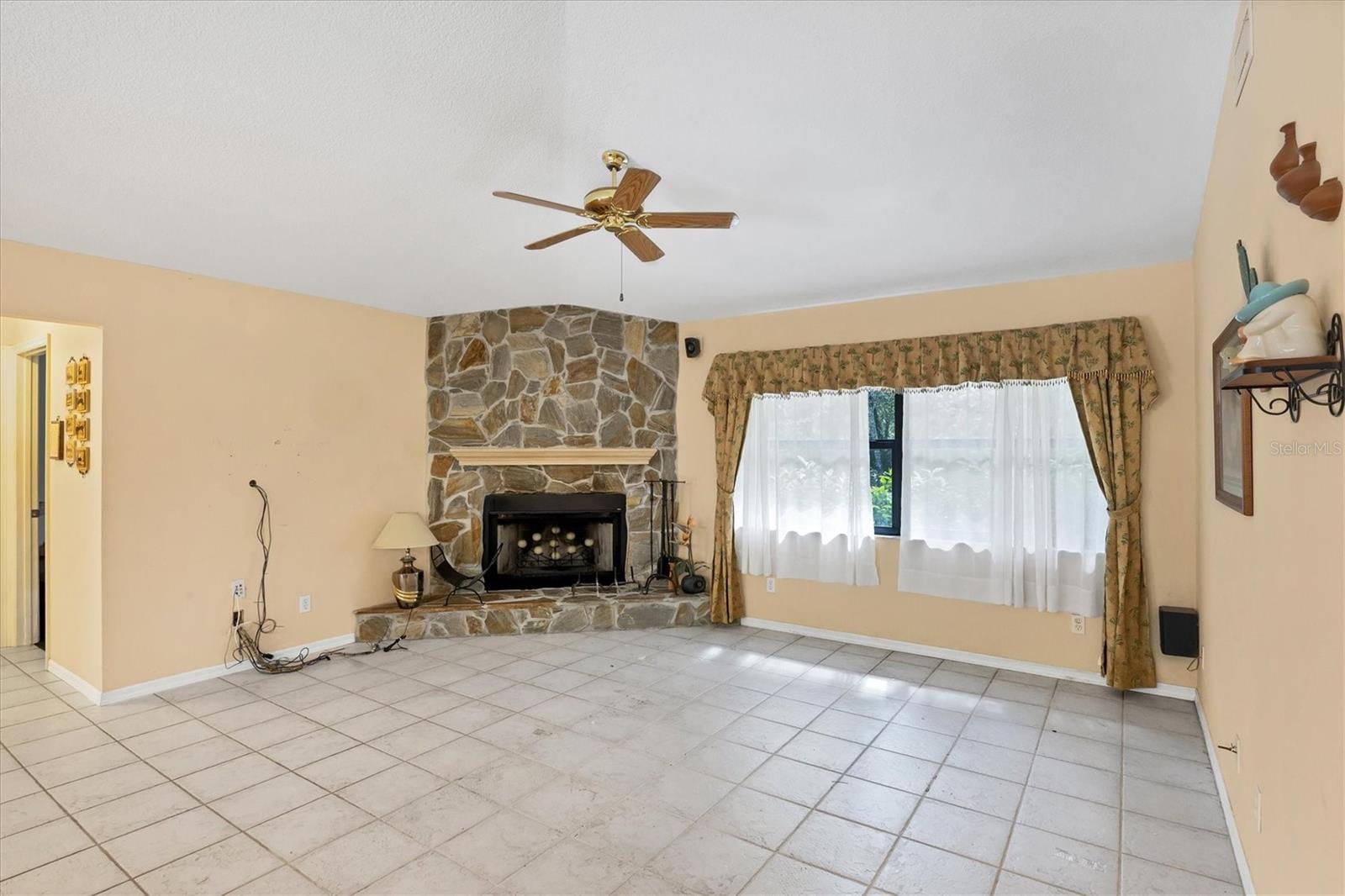 NORTH PORT CHARLOTTE ESTATES - Residential