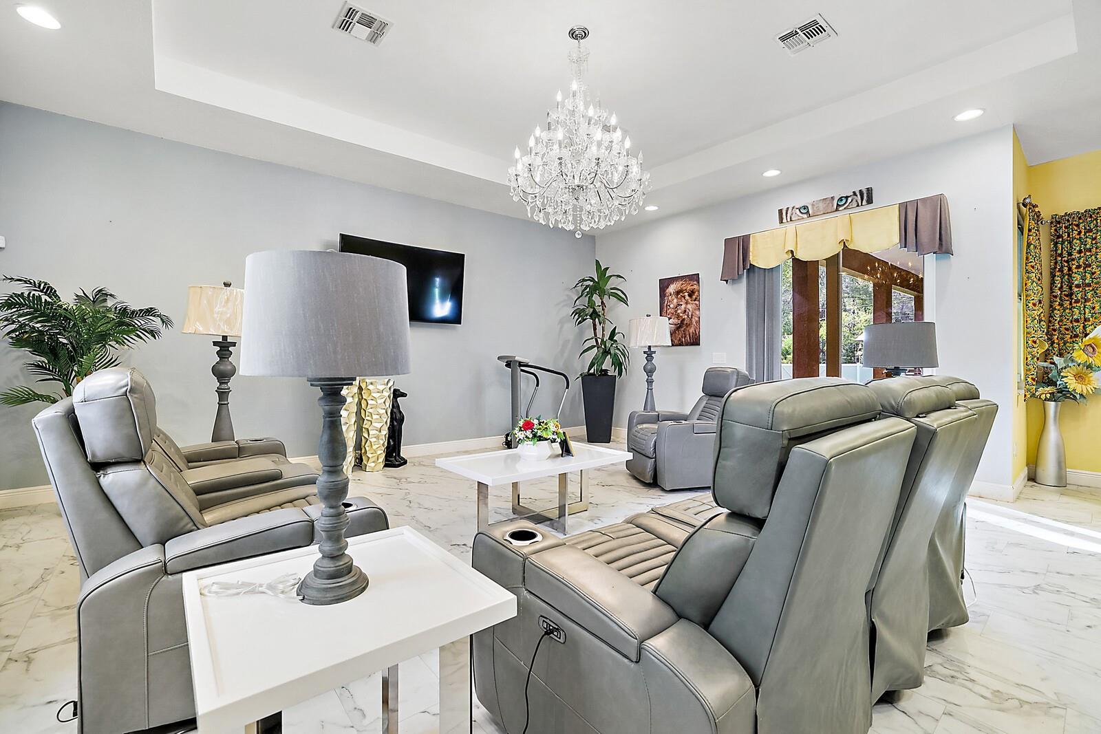 BELLEVIEW HEIGHTS ESTATE - Residential Lease