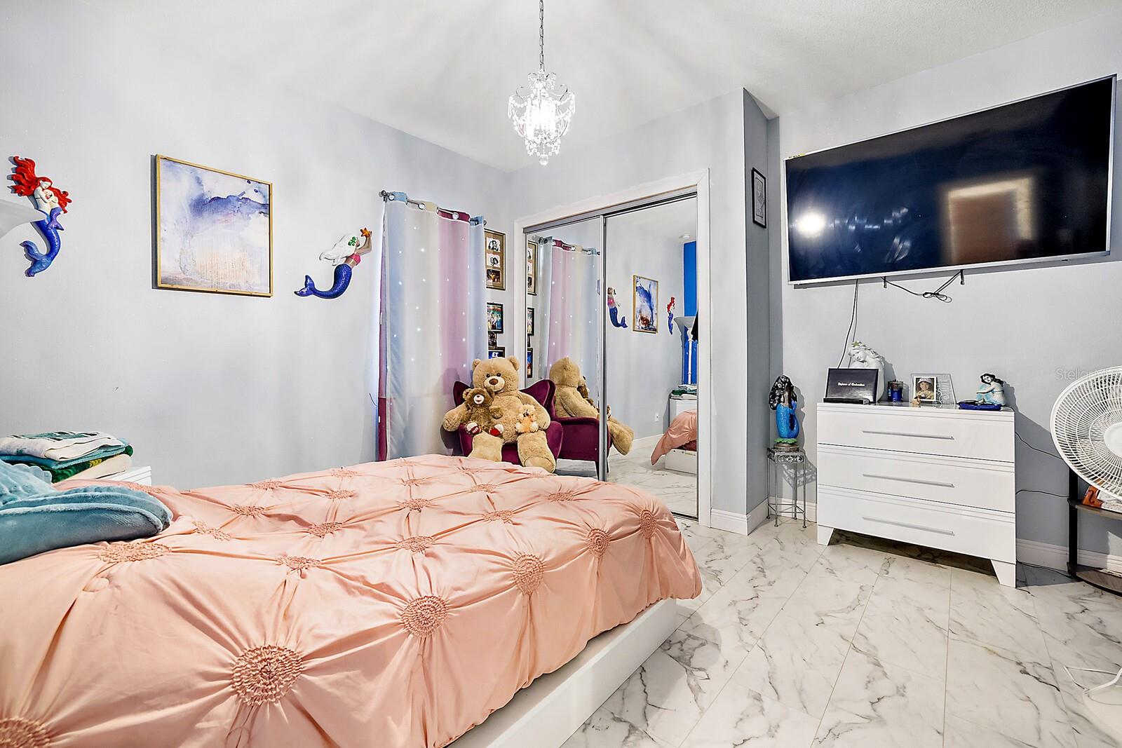 BELLEVIEW HEIGHTS ESTATE - Residential Lease