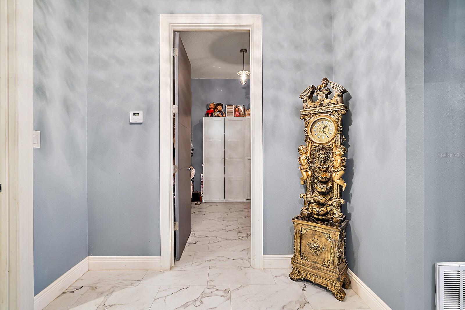 BELLEVIEW HEIGHTS ESTATE - Residential Lease