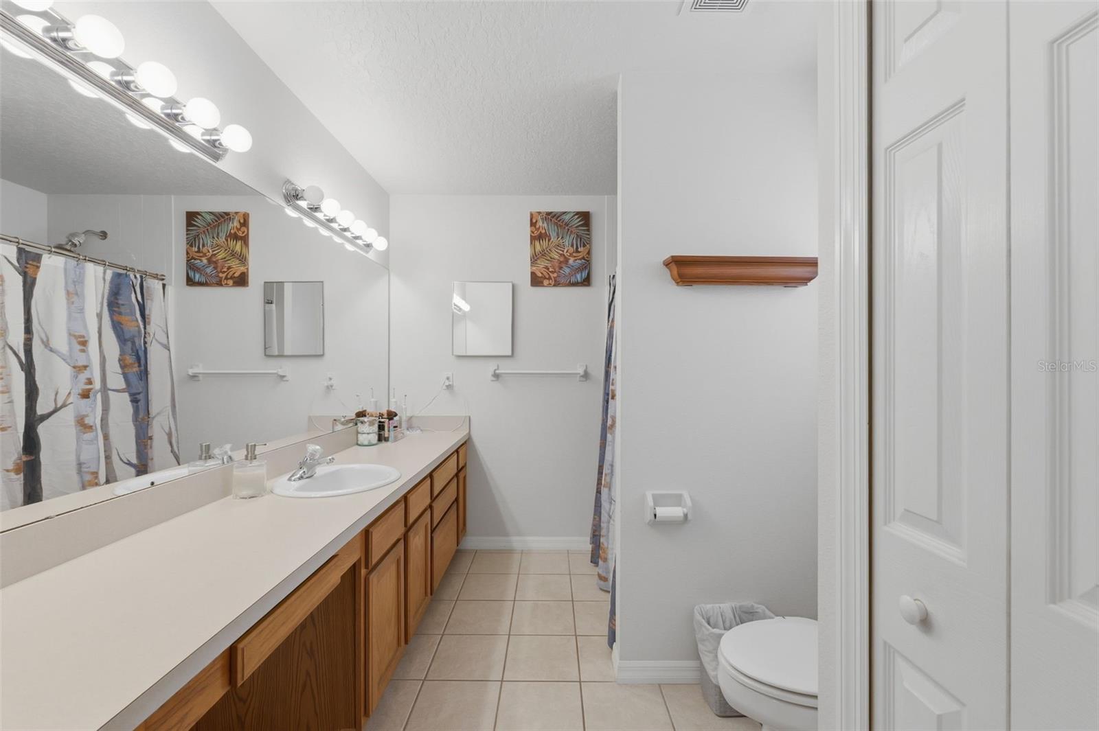 ROYAL HIGHLANDS - Residential