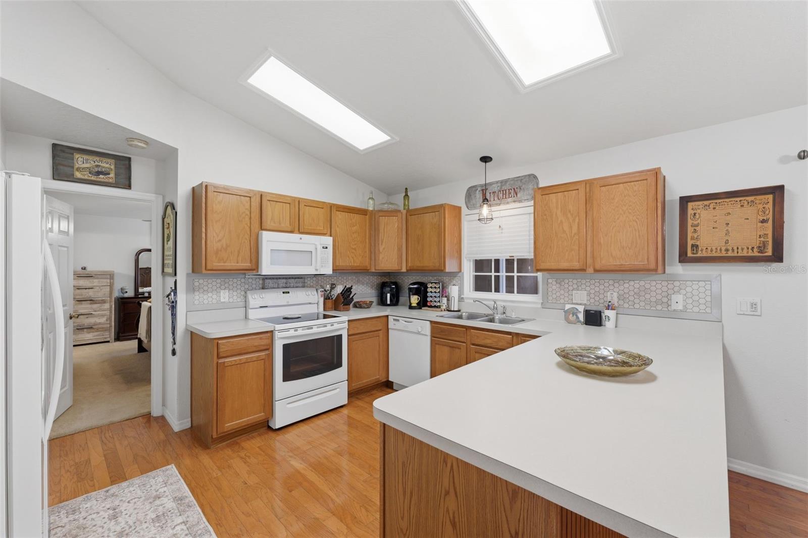 ROYAL HIGHLANDS - Residential