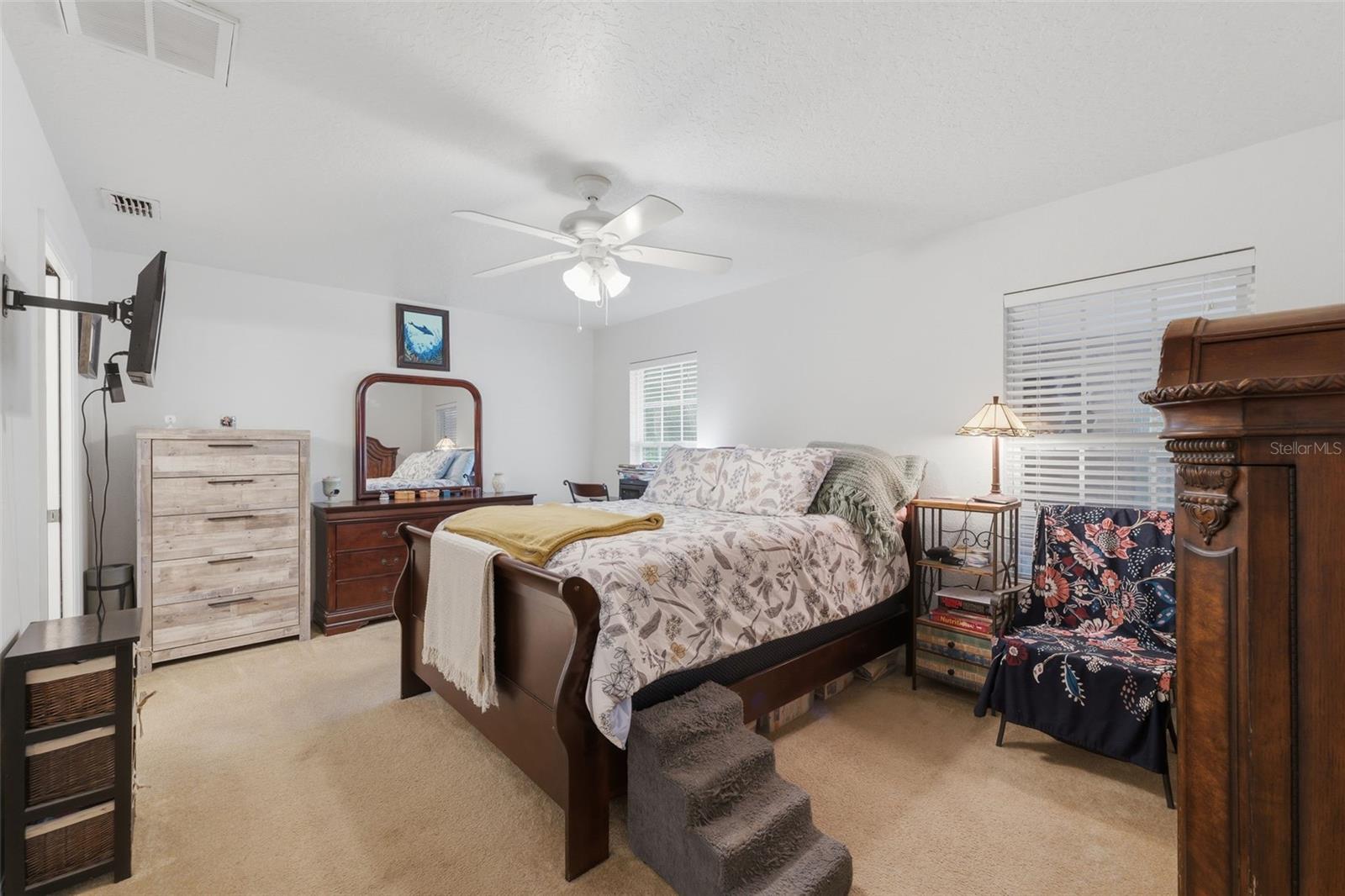 ROYAL HIGHLANDS - Residential