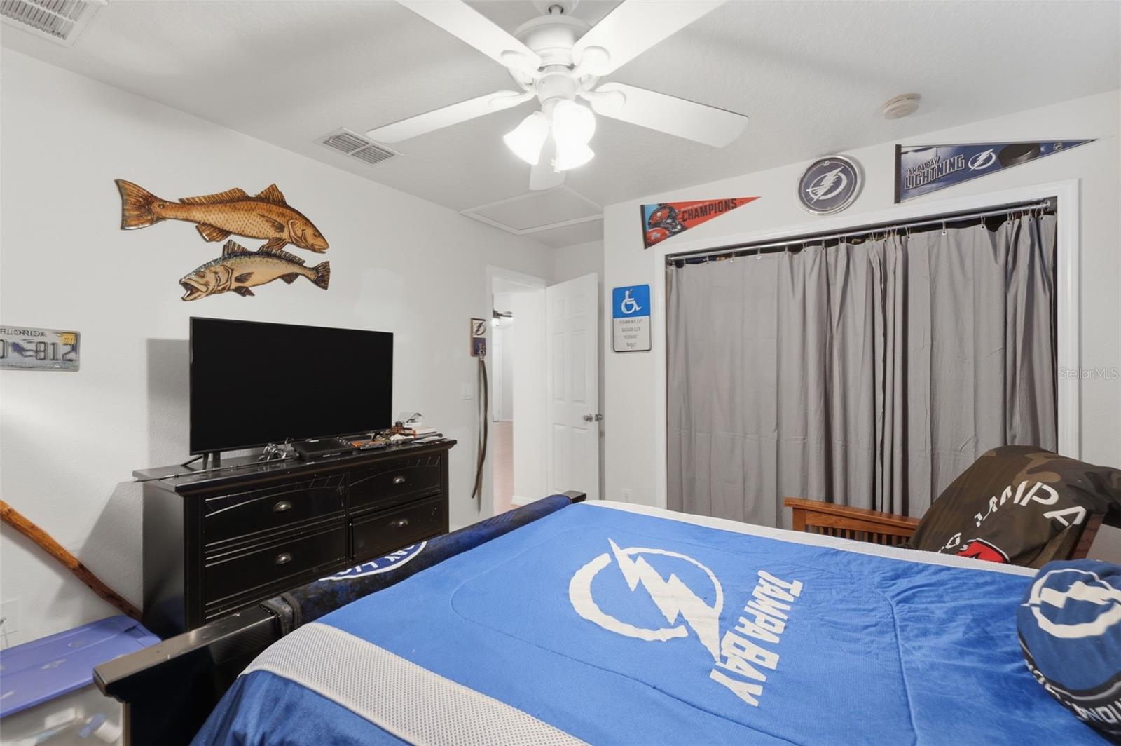 ROYAL HIGHLANDS - Residential