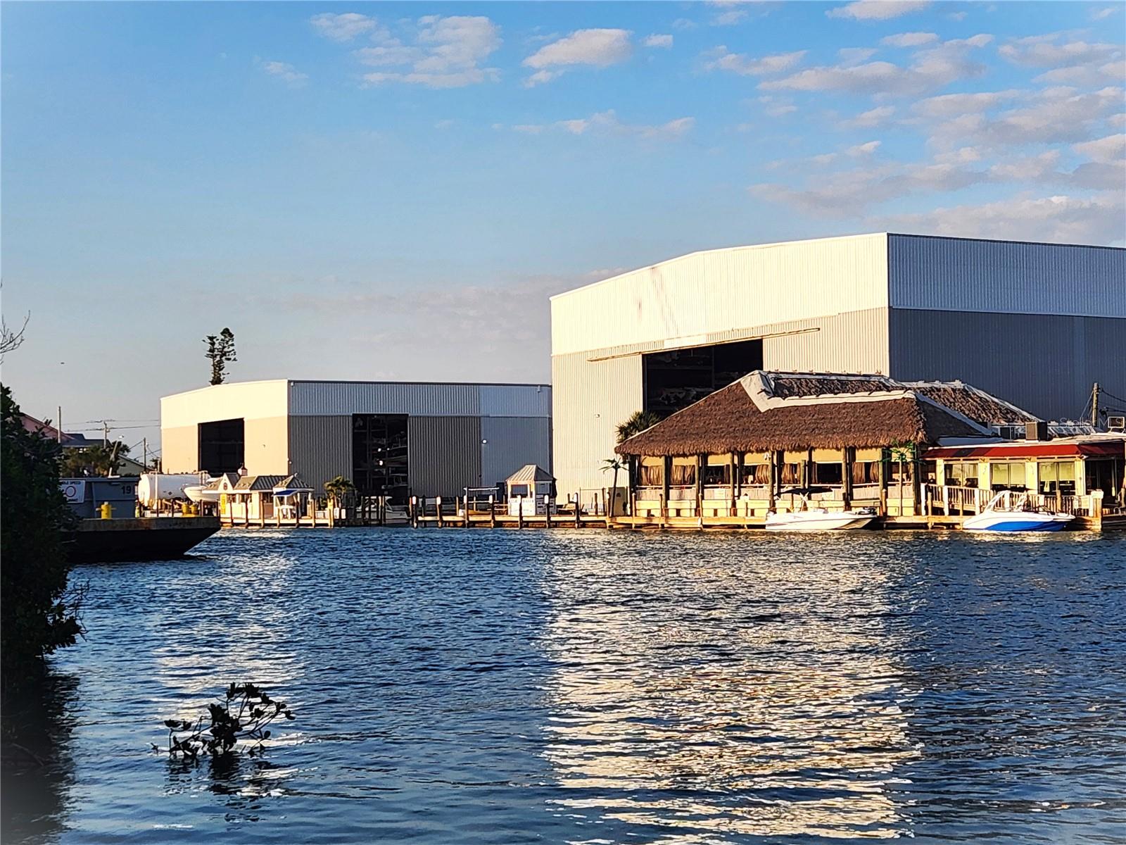 100 CIRCUIT ROAD S127