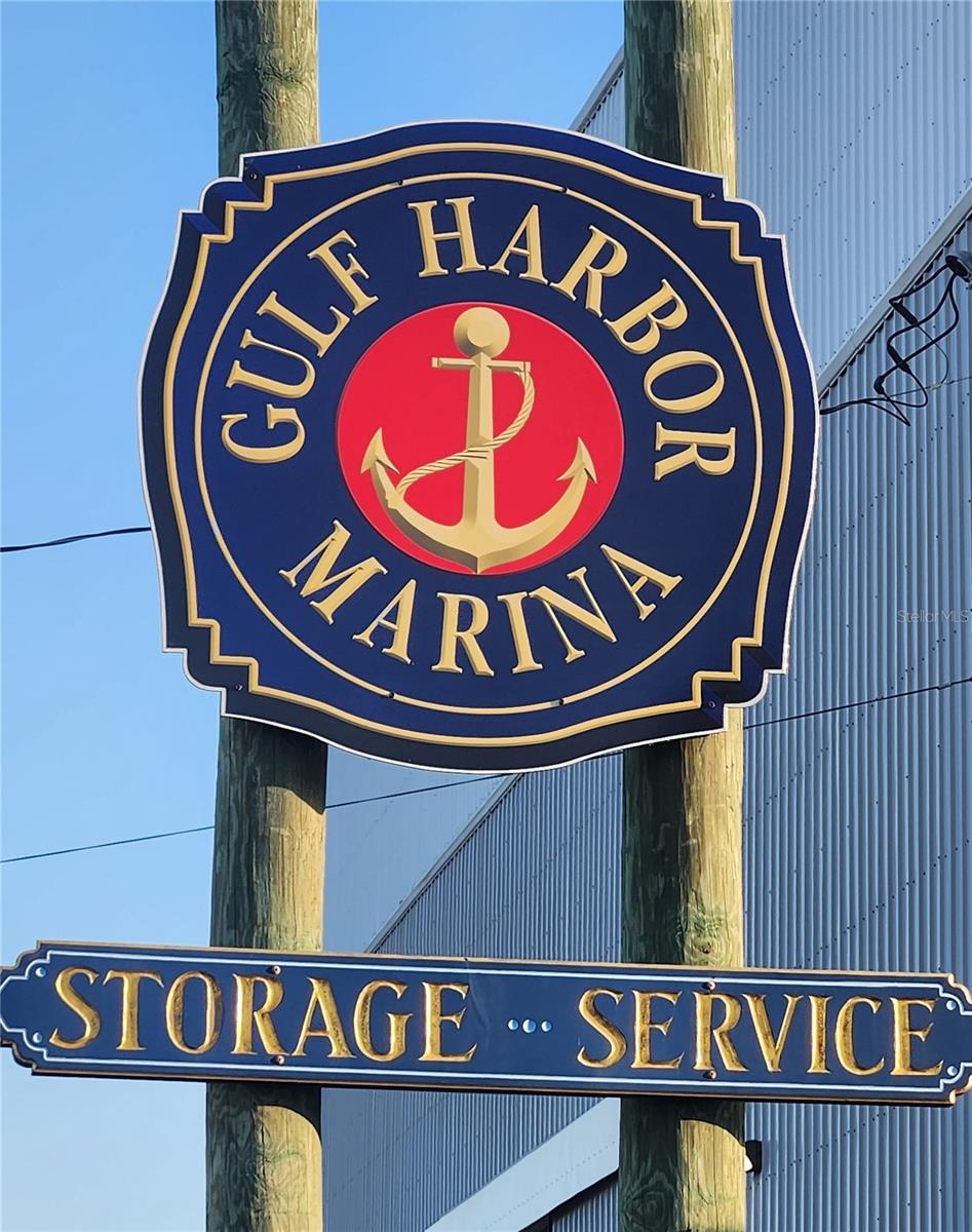 100 CIRCUIT ROAD S127