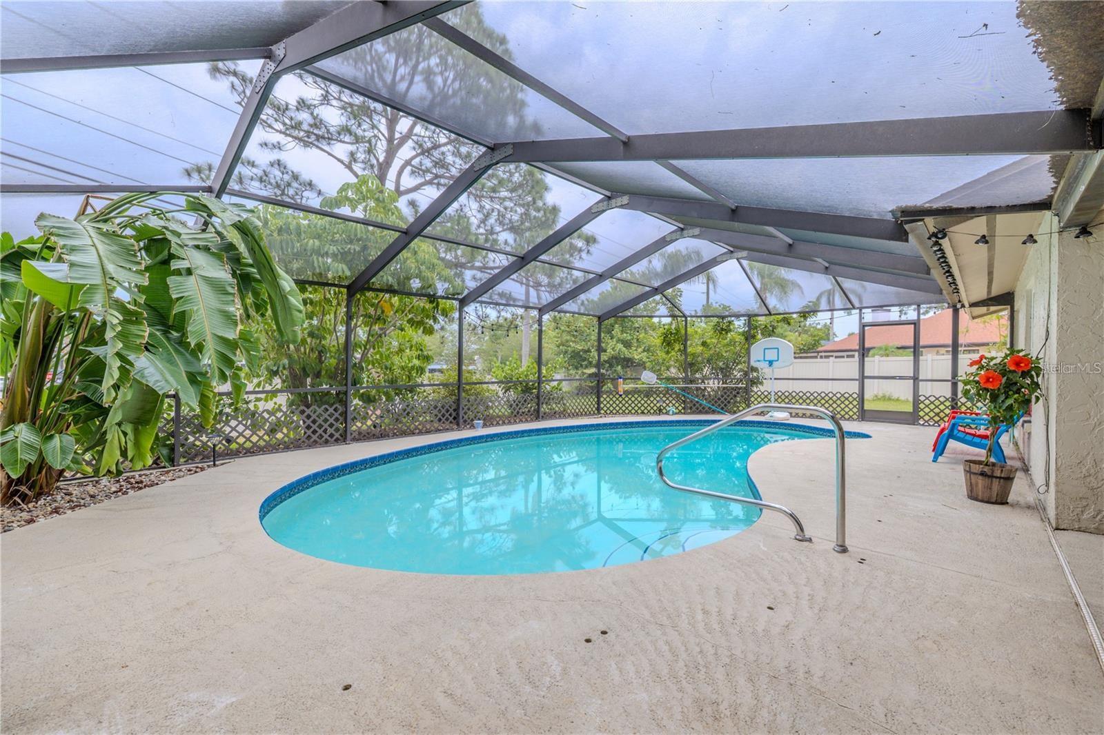 LAKE ST GEORGE-UNIT 1 - Residential Lease