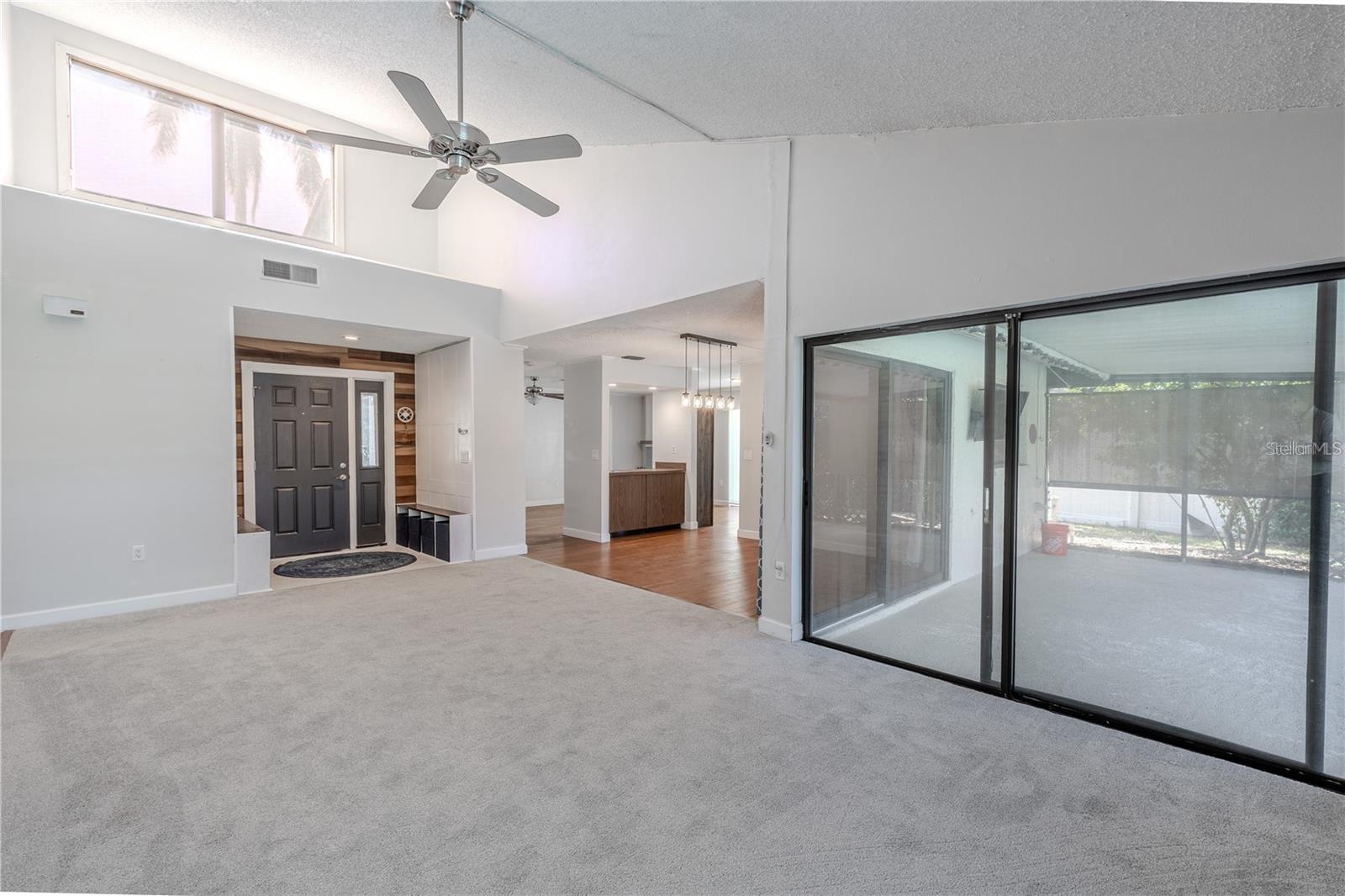 LAKE ST GEORGE-UNIT 1 - Residential Lease