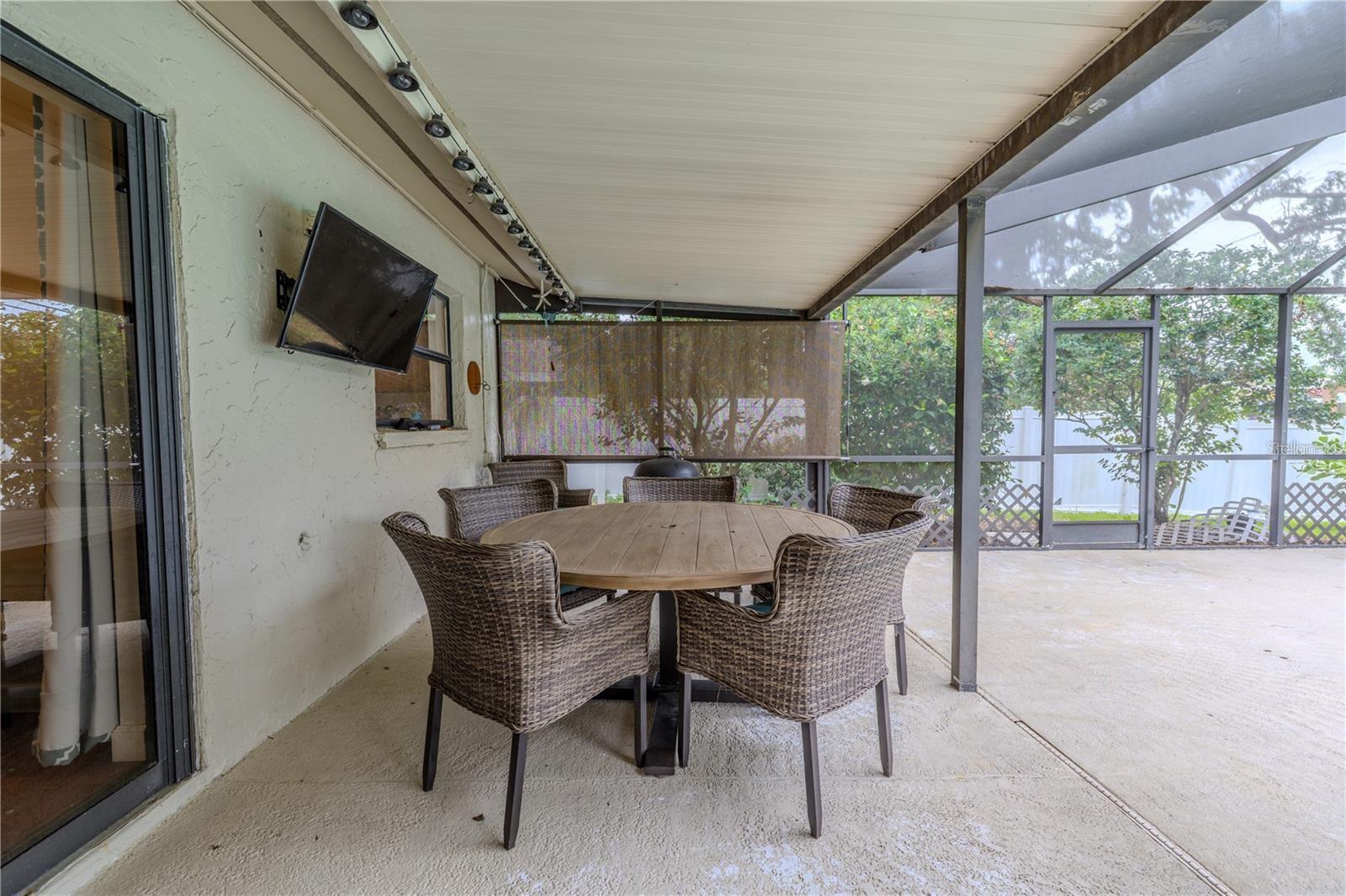 LAKE ST GEORGE-UNIT 1 - Residential Lease