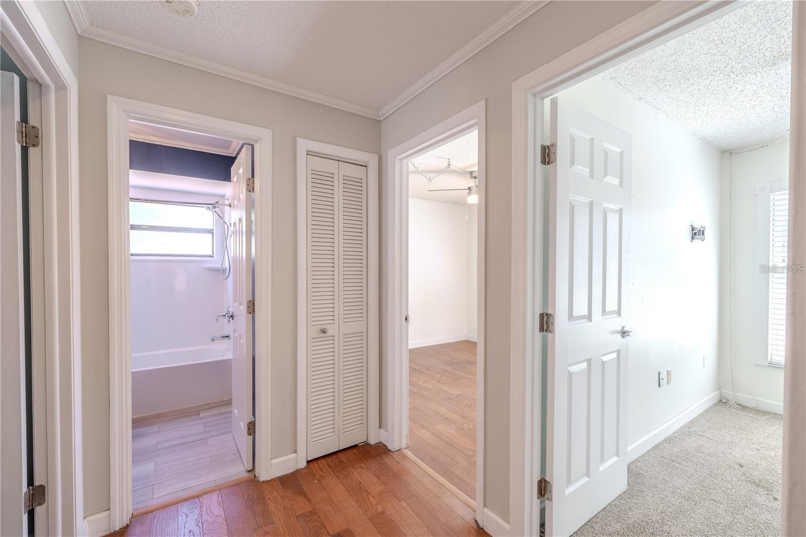 LAKE ST GEORGE-UNIT 1 - Residential Lease