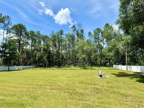 A home in DUNNELLON