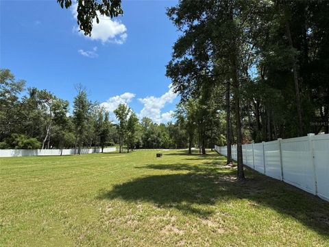 A home in DUNNELLON