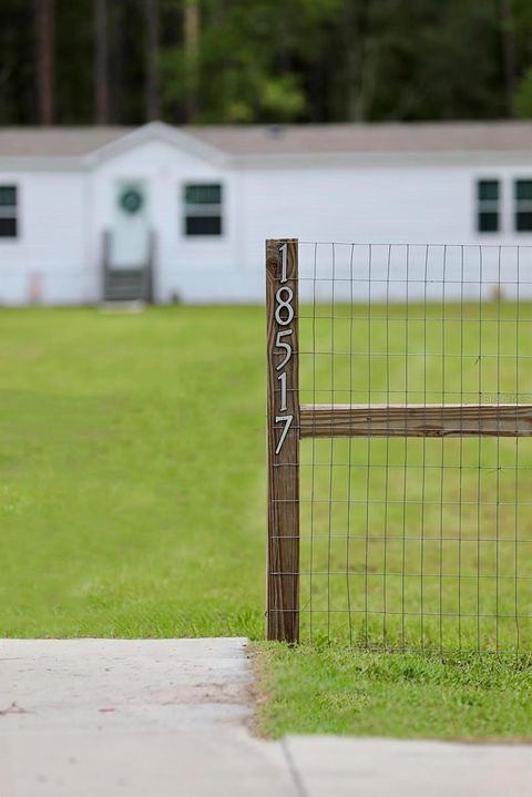 A home in DUNNELLON