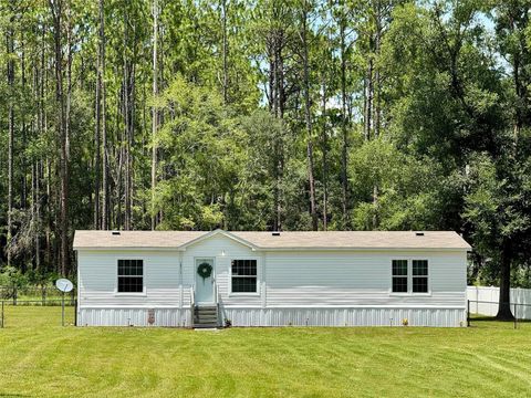 A home in DUNNELLON