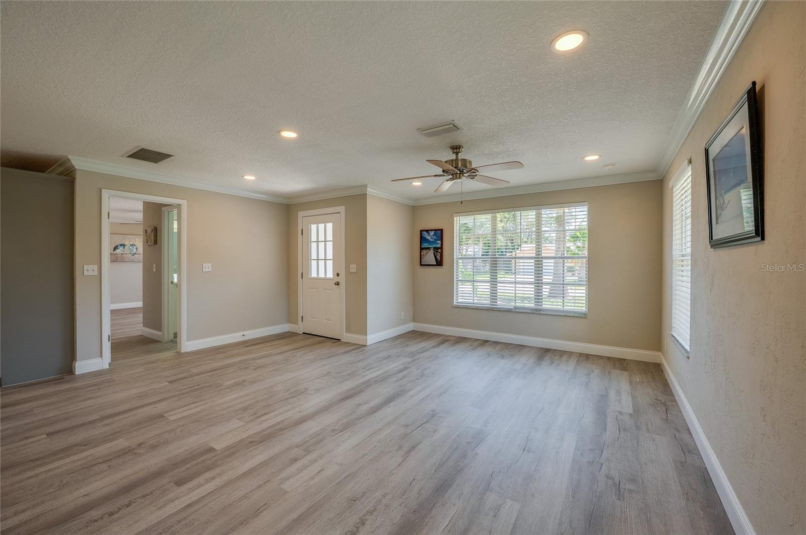 WOODMERE SOUTH UN 02 - Residential