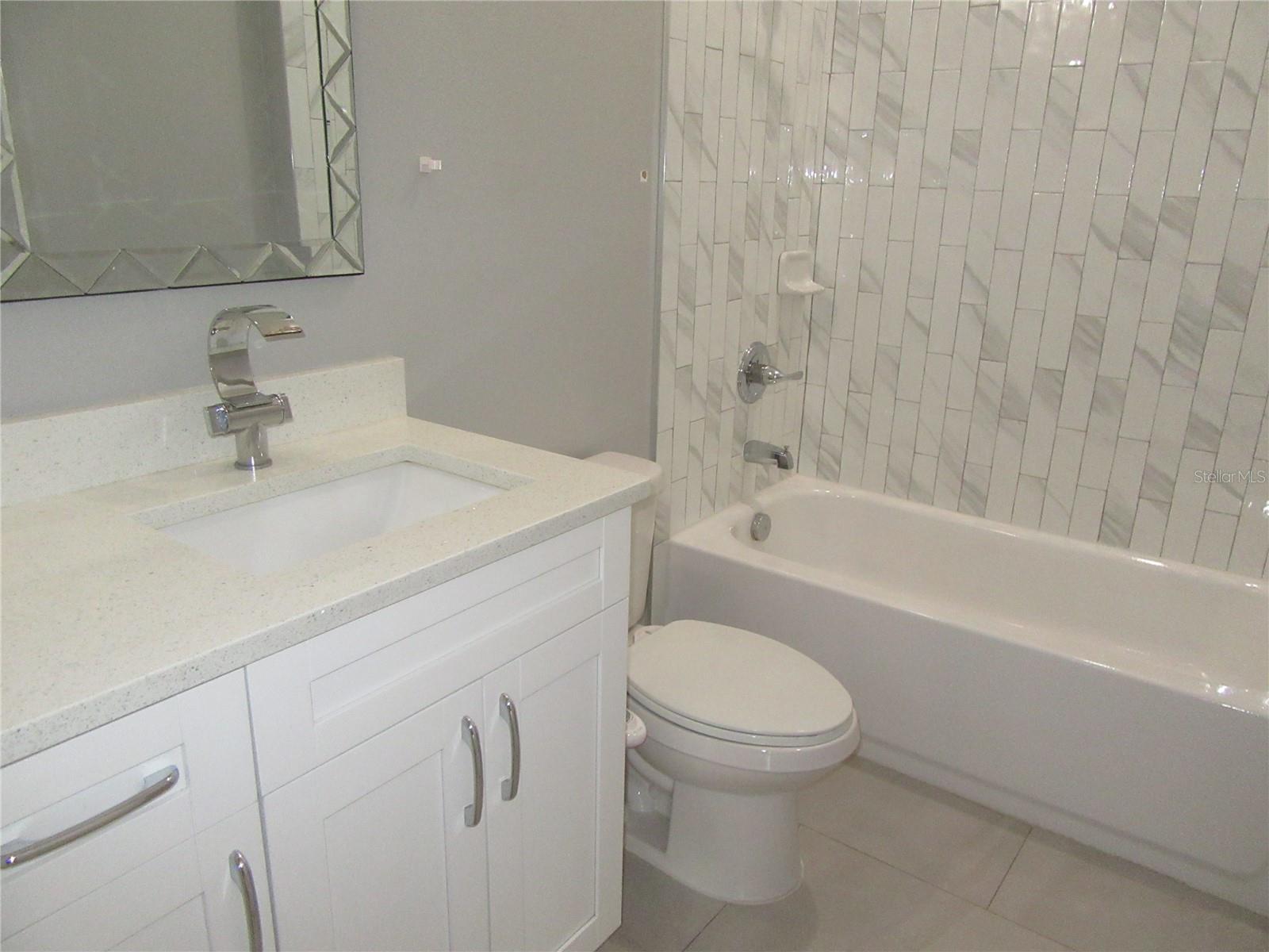 AVON SPGS - Residential