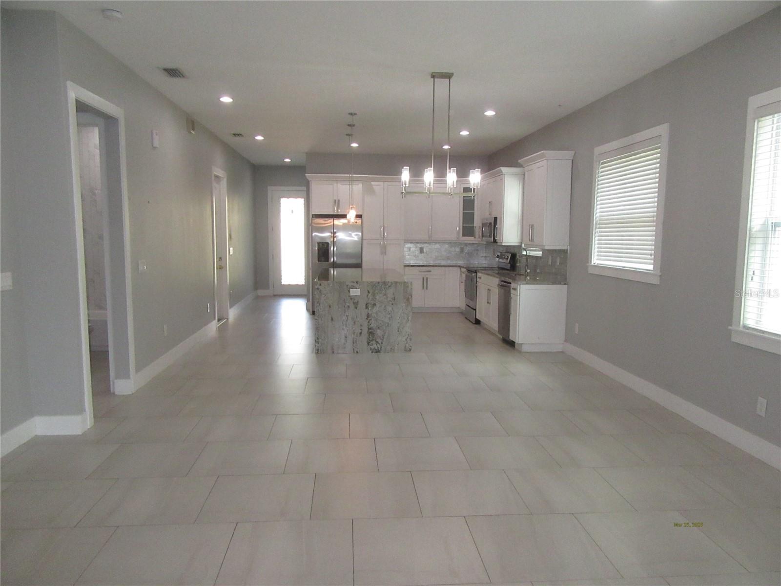 AVON SPGS - Residential