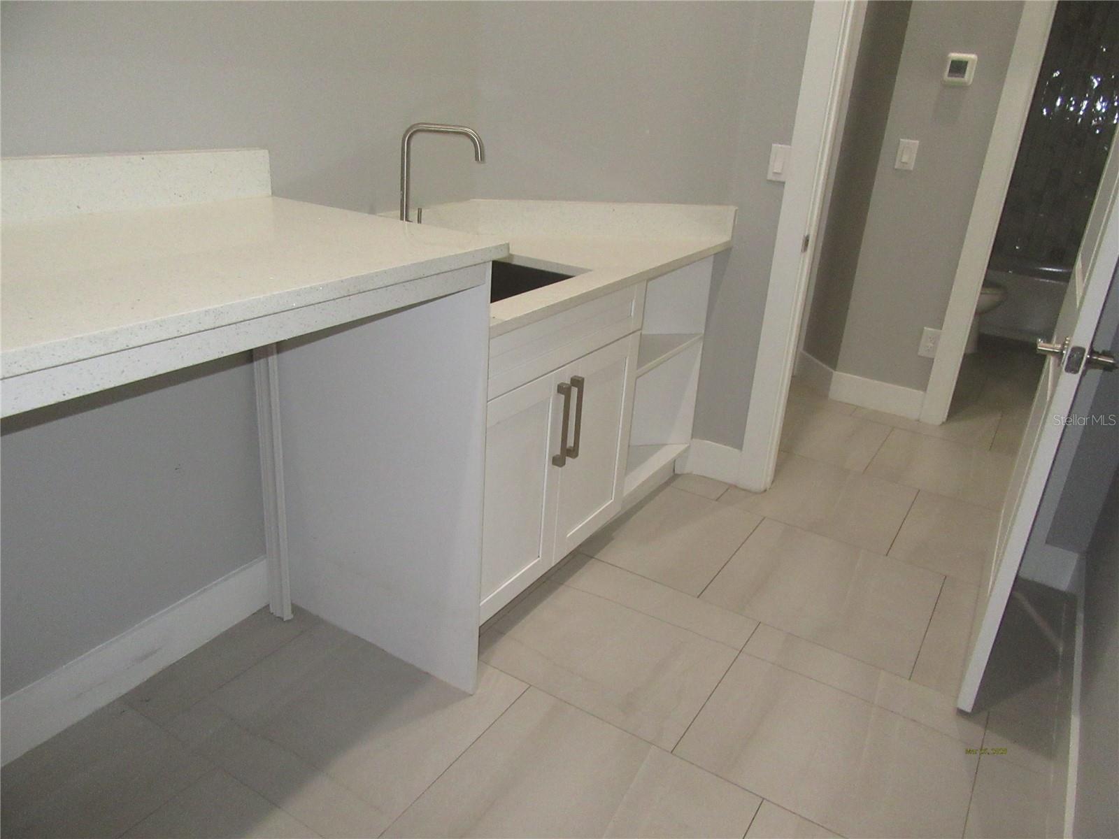 AVON SPGS - Residential