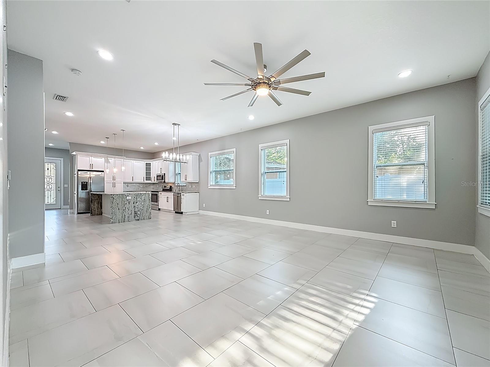 AVON SPGS - Residential