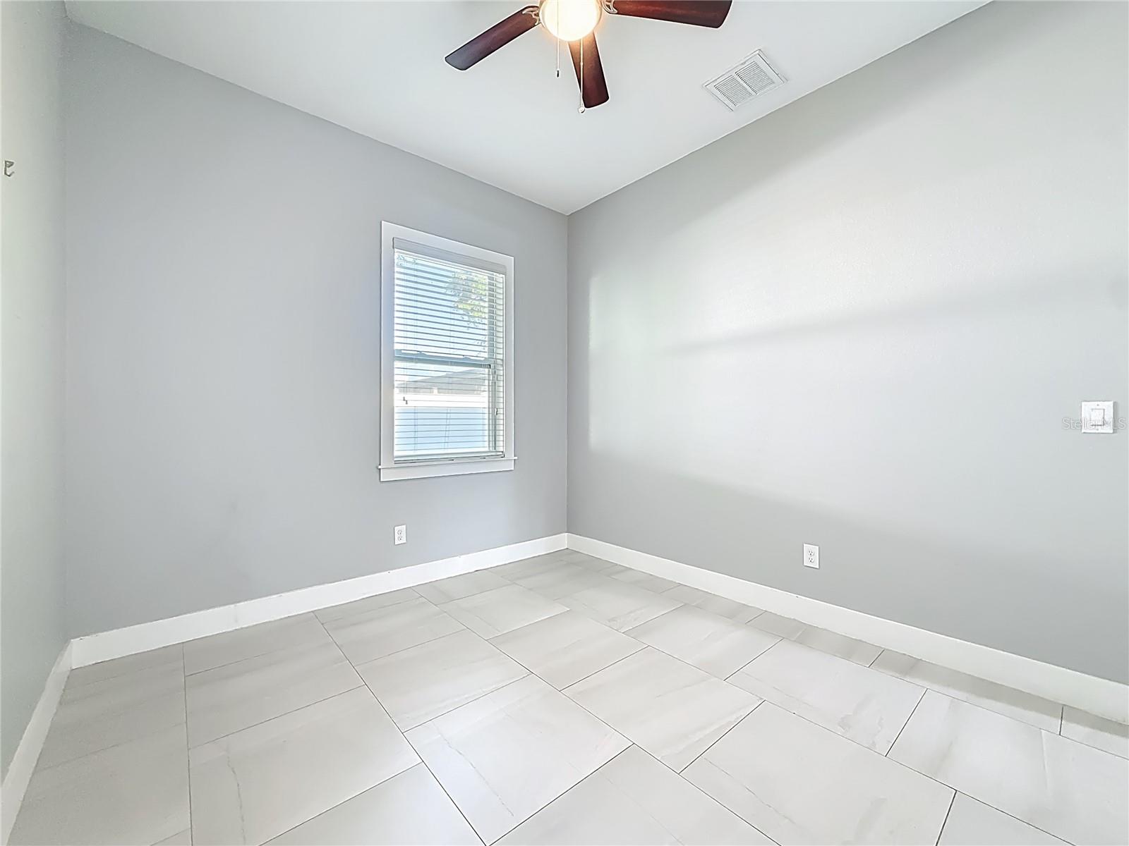 AVON SPGS - Residential