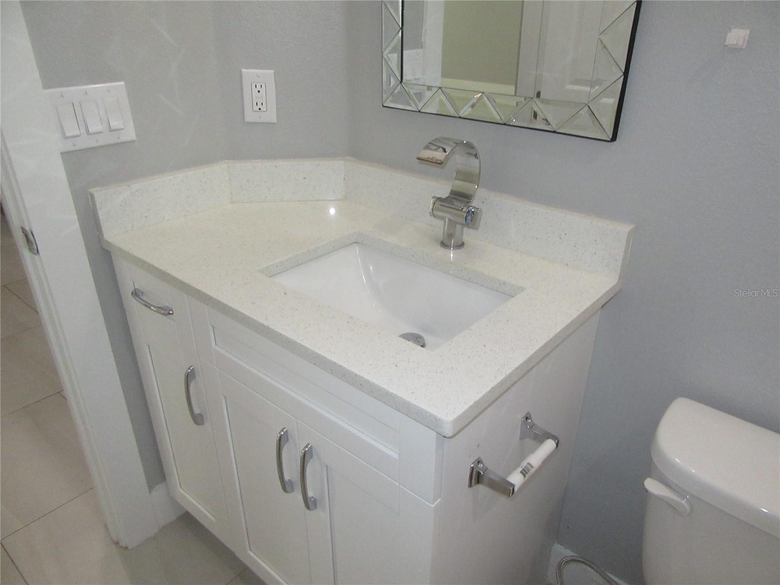 AVON SPGS - Residential