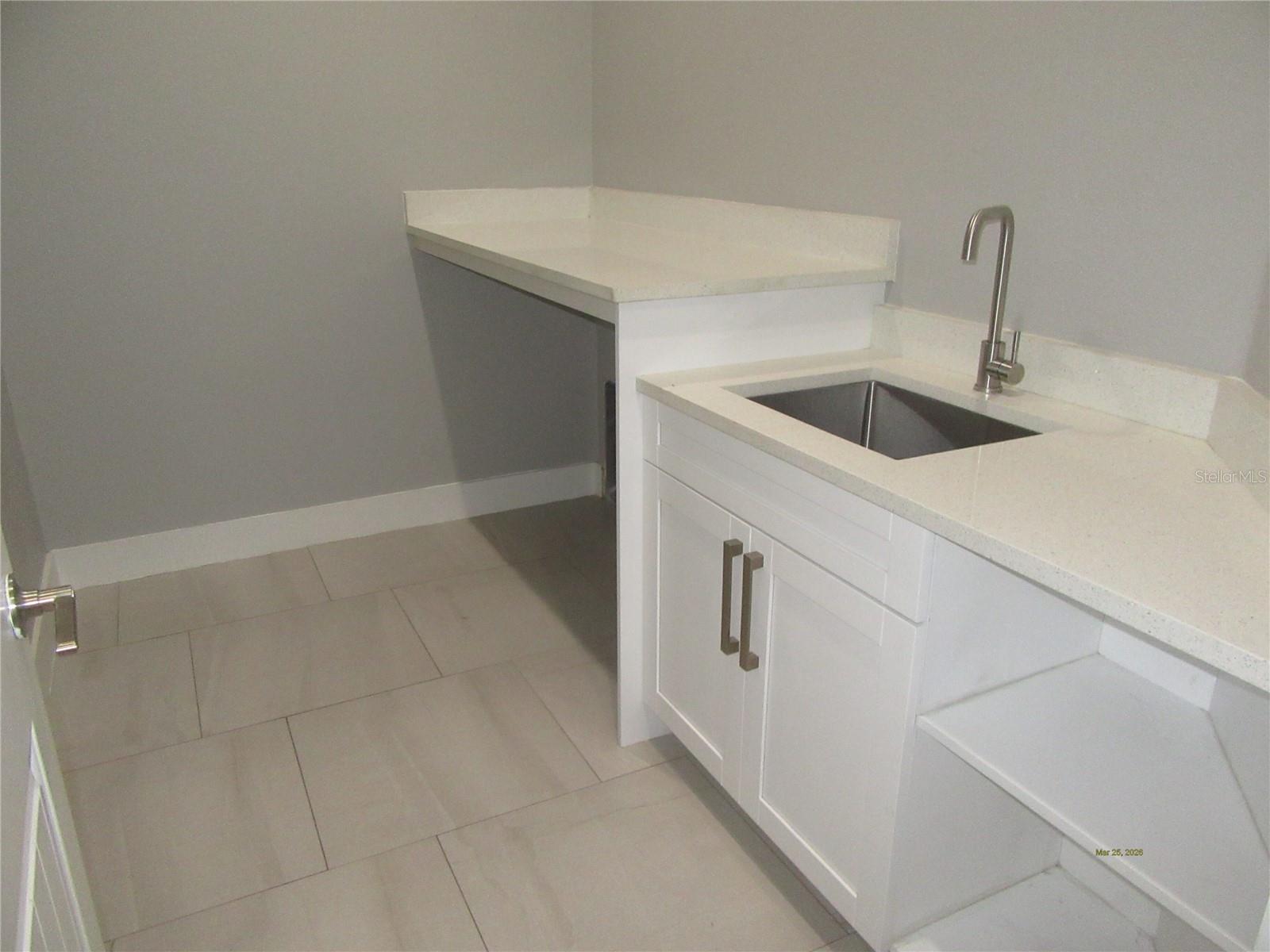 AVON SPGS - Residential