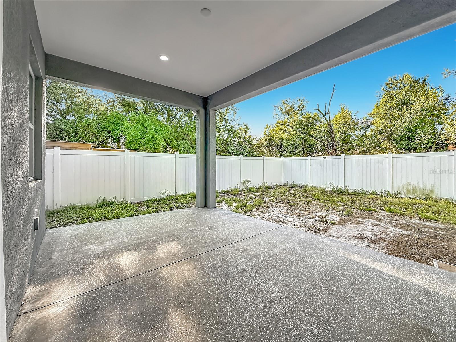 AVON SPGS - Residential