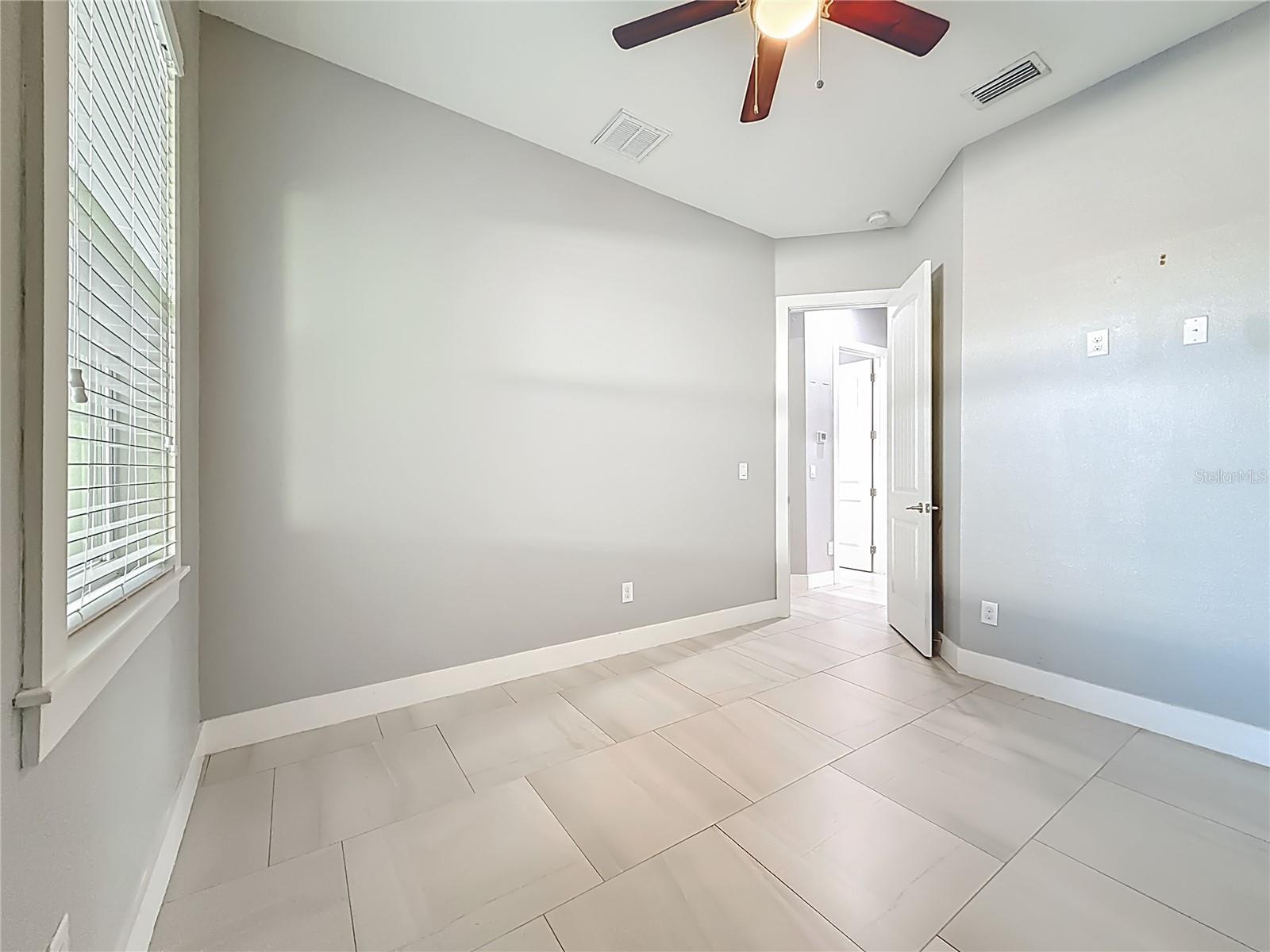 AVON SPGS - Residential