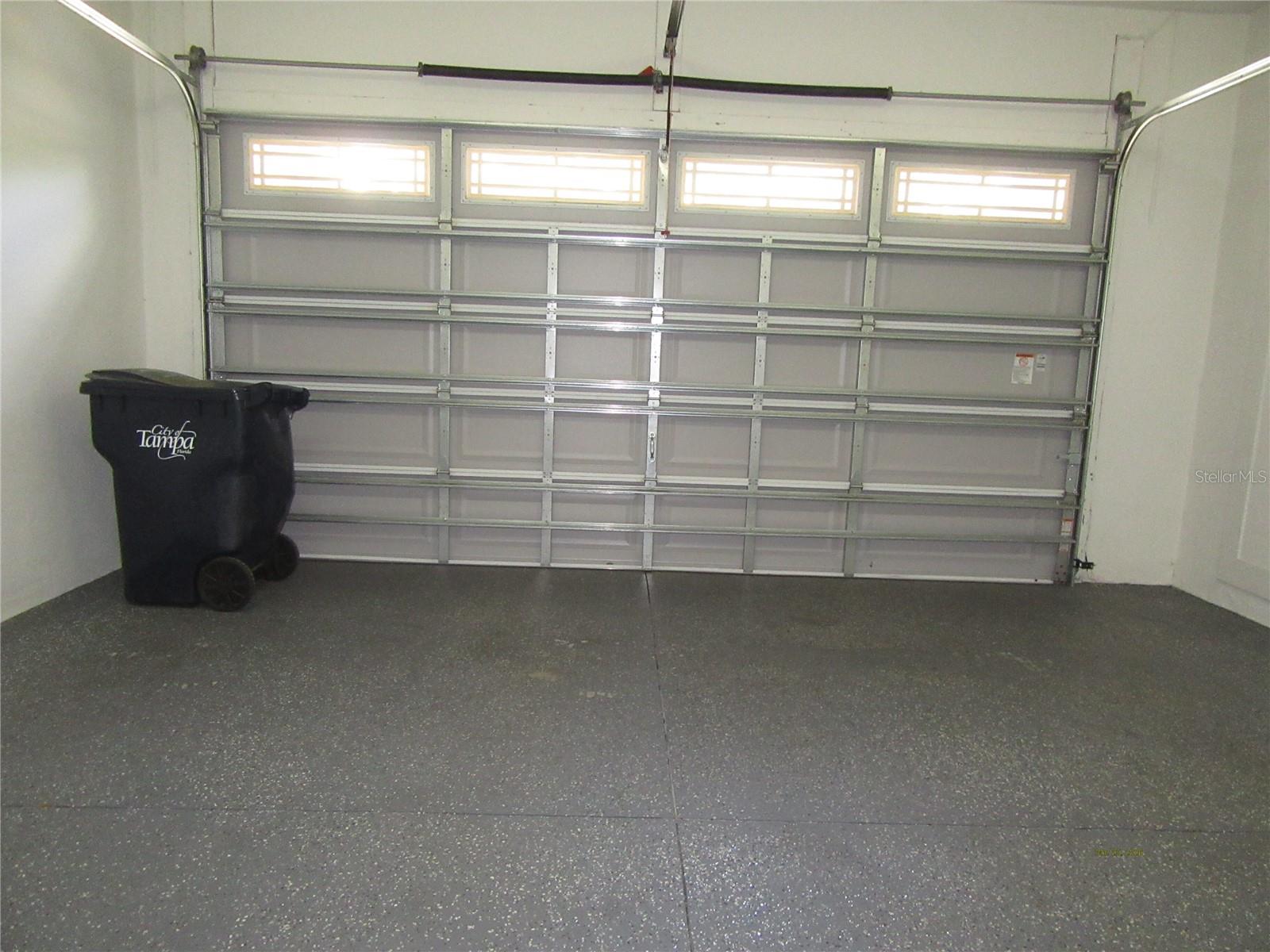 AVON SPGS - Residential