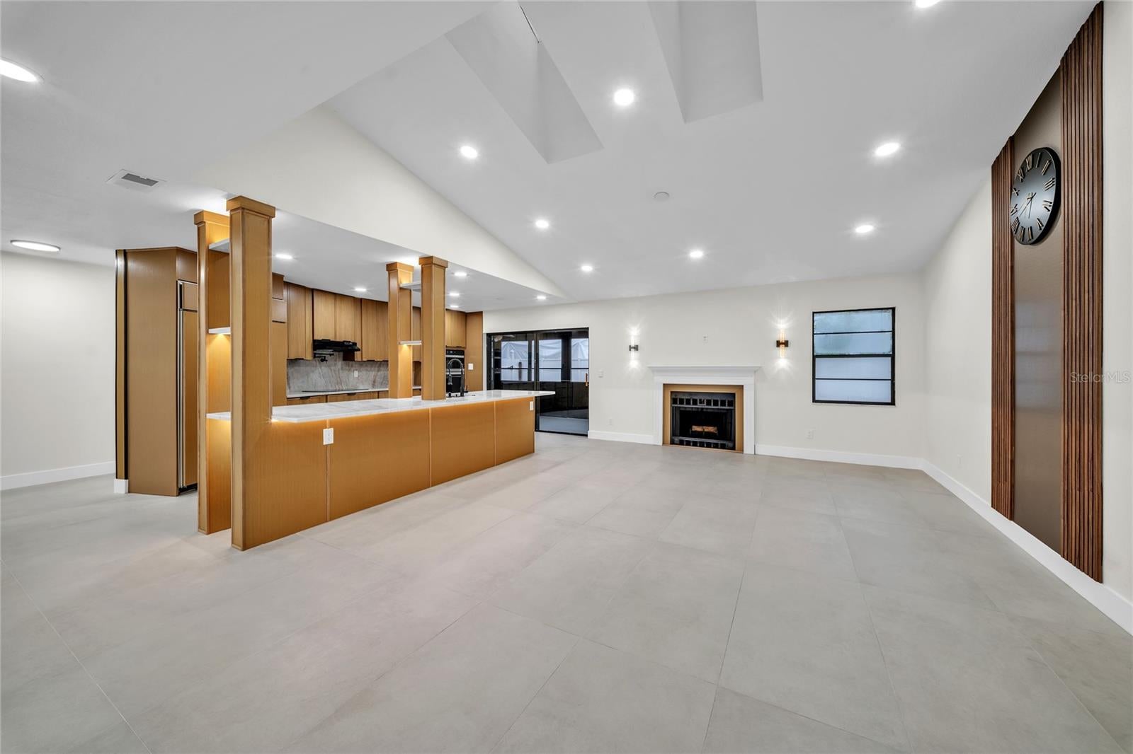 2185 LITTLE BROOK LANE
