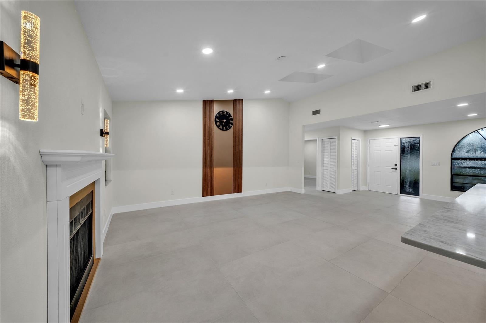 2185 LITTLE BROOK LANE