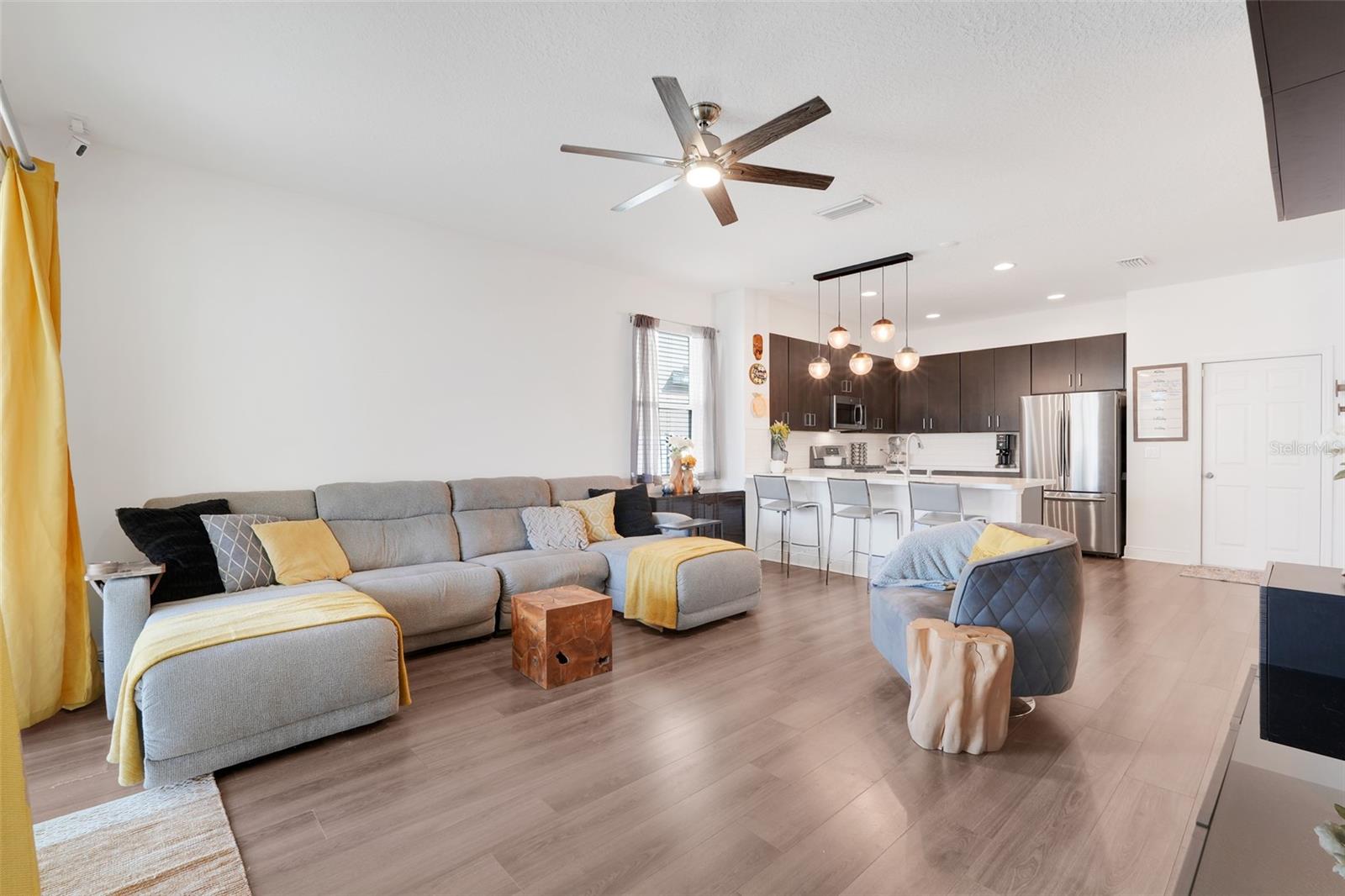 ARDMORE RESERVE PH III - Residential