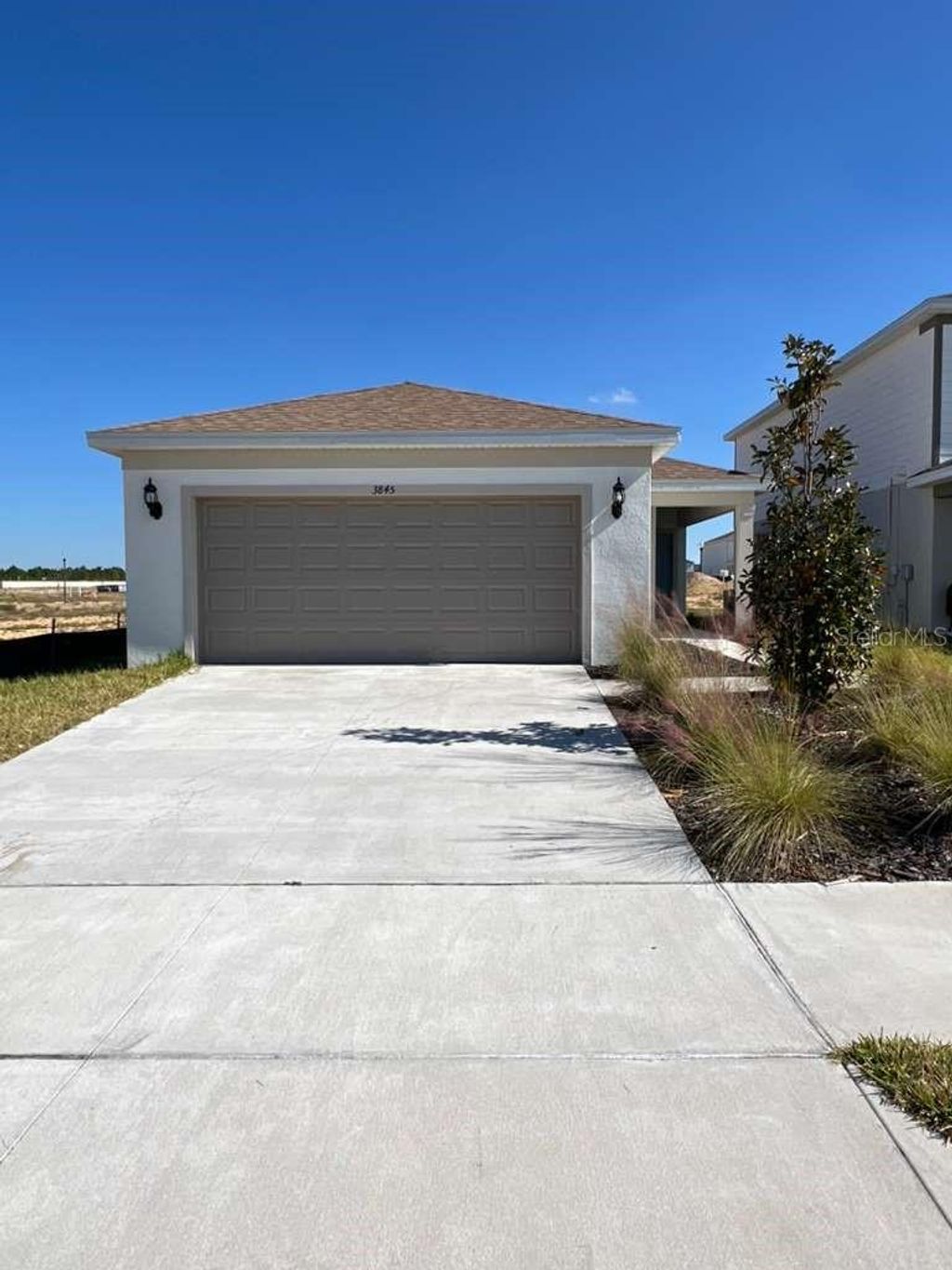 Photo of 3845 Blue Vale Drive, Davenport, FL 33837 (MLS # S5139077)