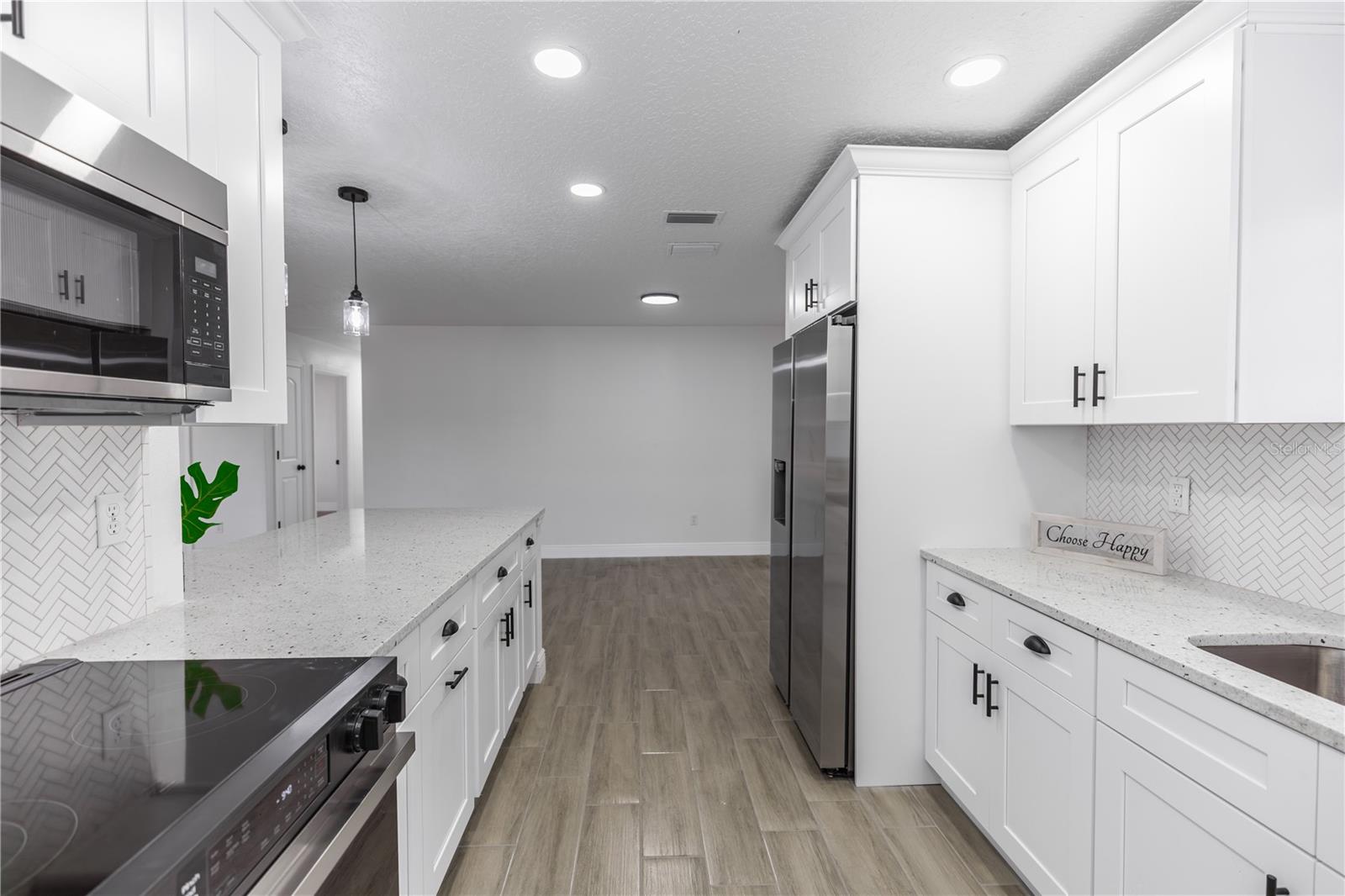 657 LEAR TERRACE
