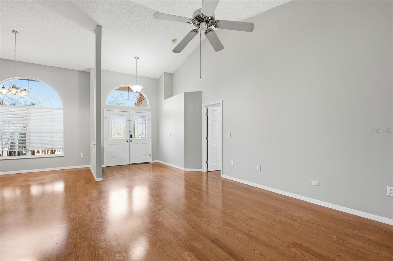FAIRWAY OAKS - Residential