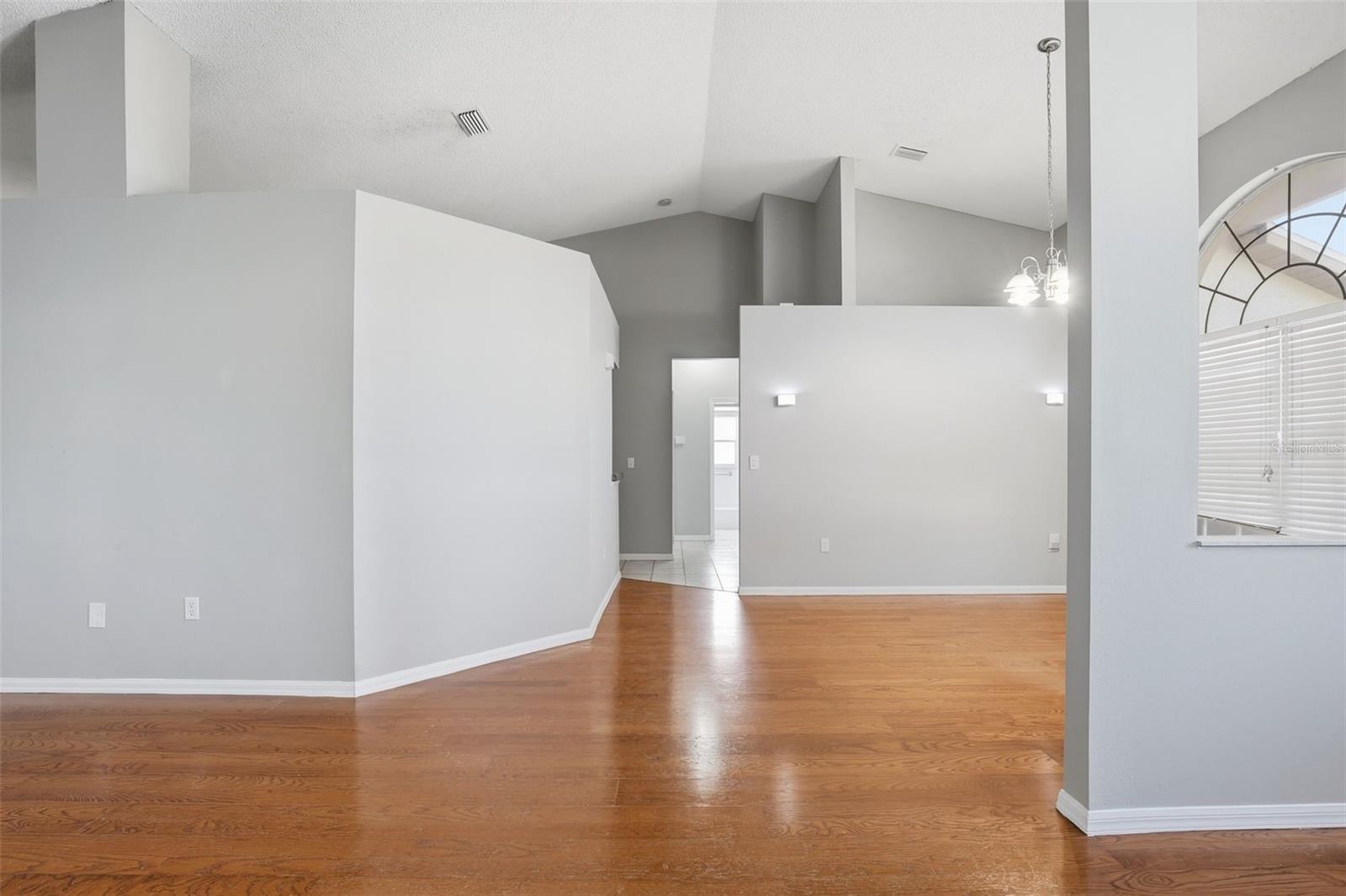 FAIRWAY OAKS - Residential