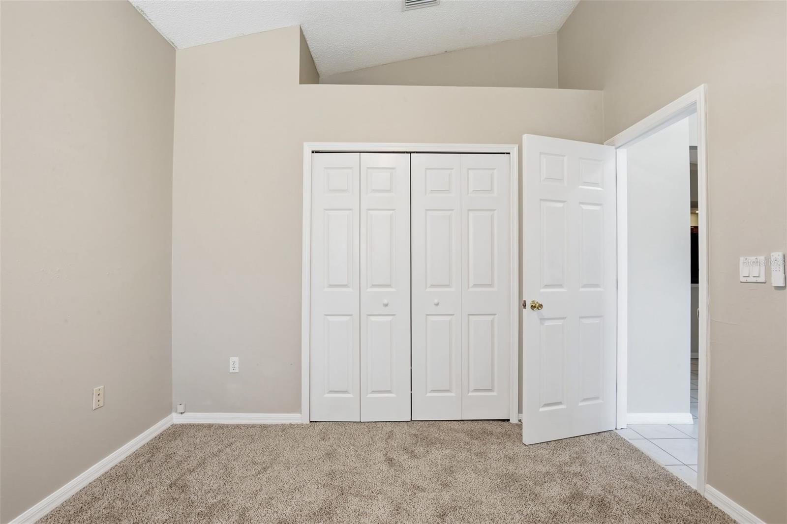 FAIRWAY OAKS - Residential
