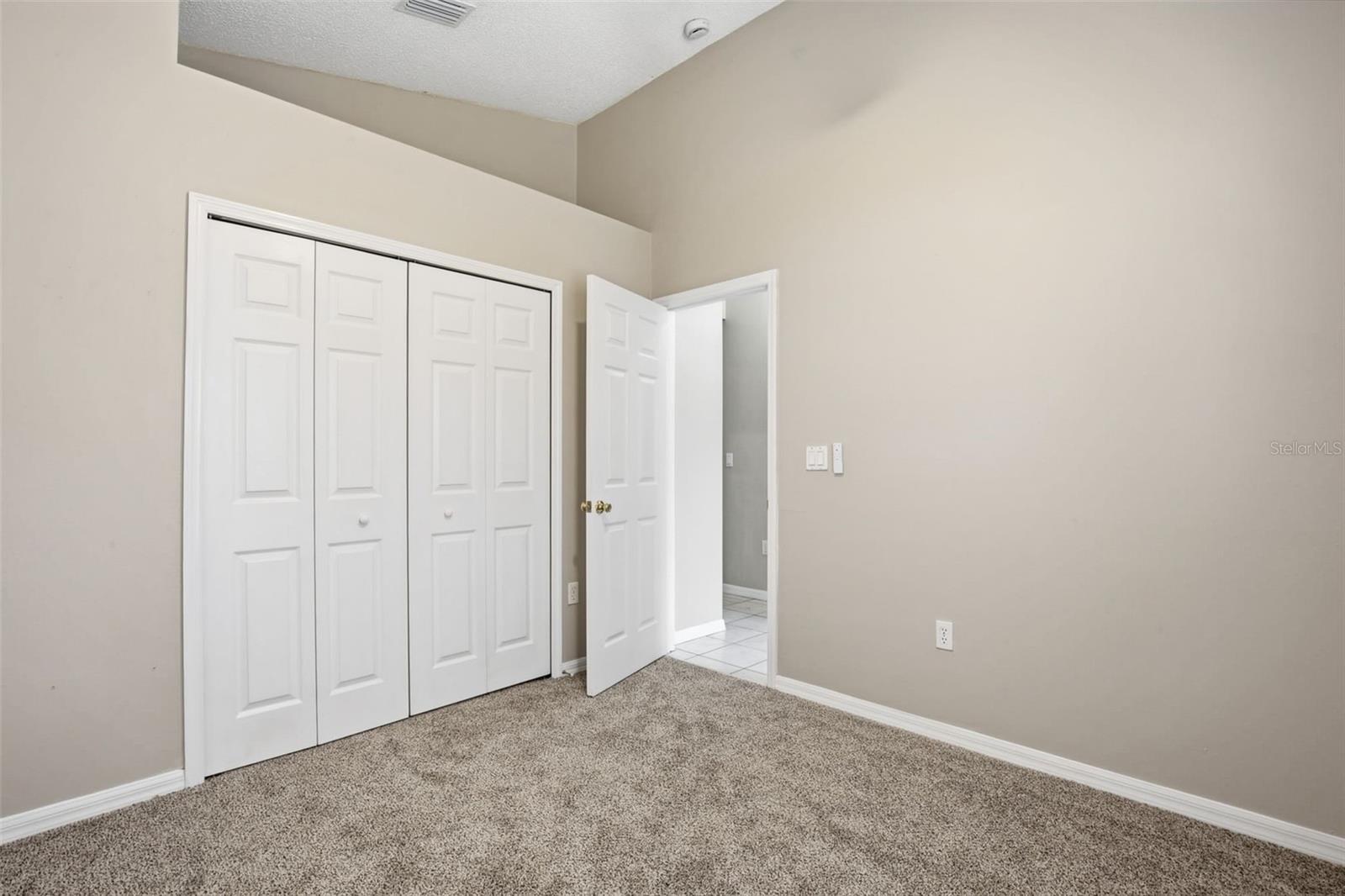 FAIRWAY OAKS - Residential