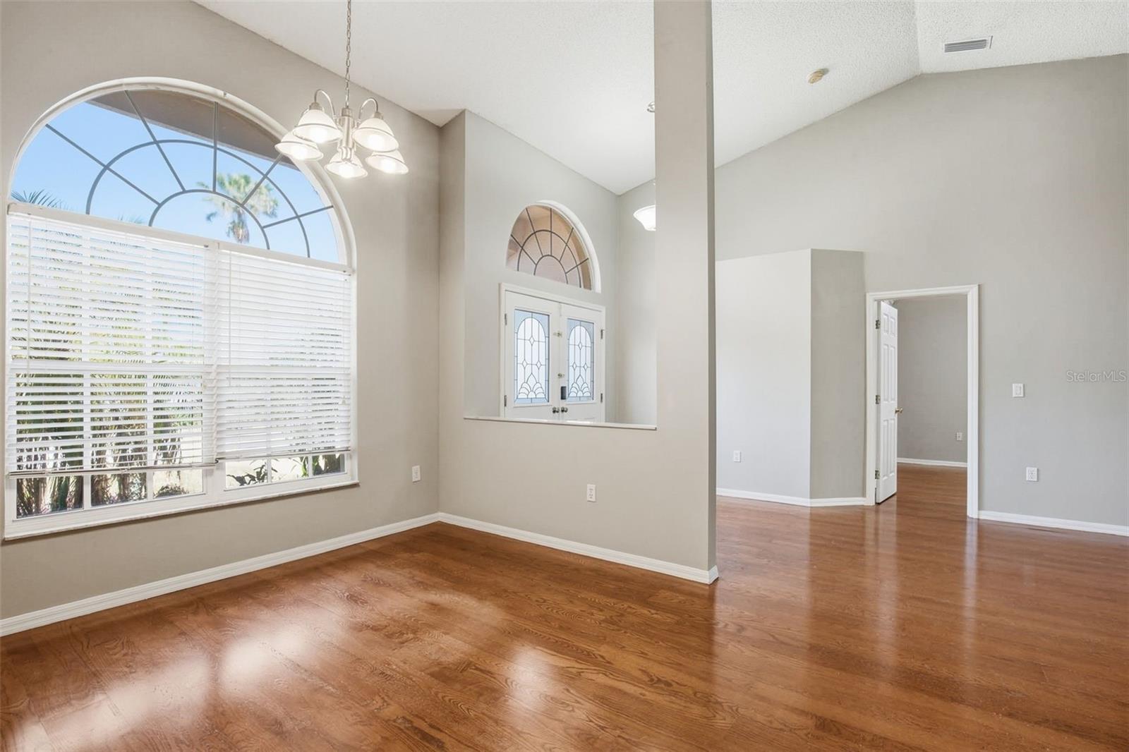 FAIRWAY OAKS - Residential