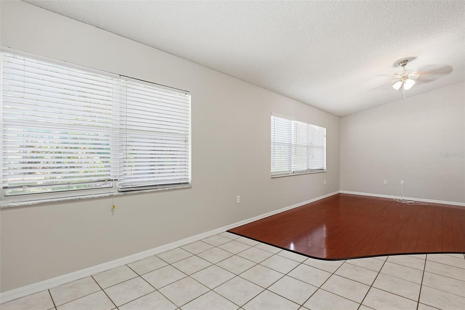FAIRWAY OAKS - Residential