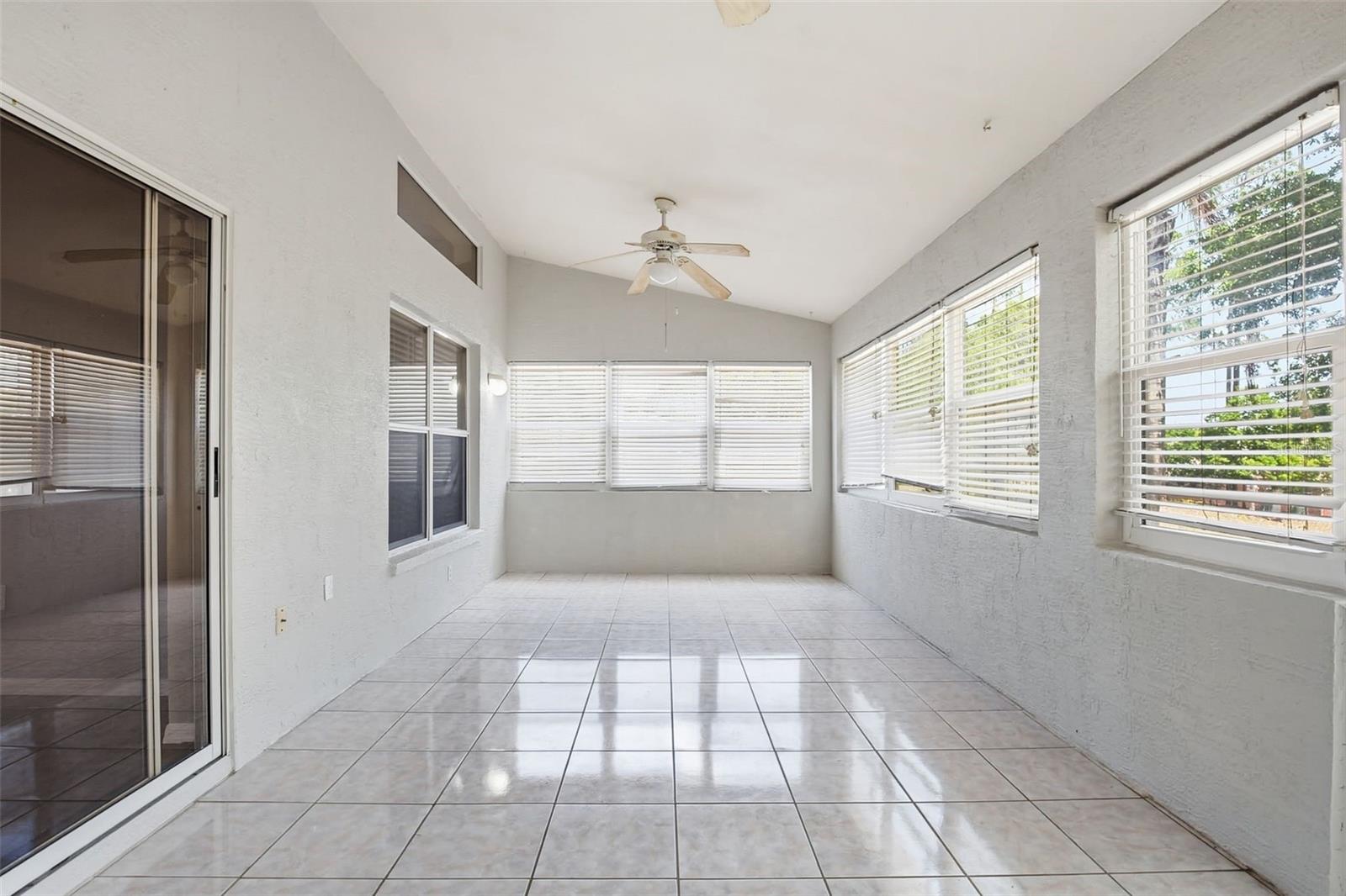 FAIRWAY OAKS - Residential