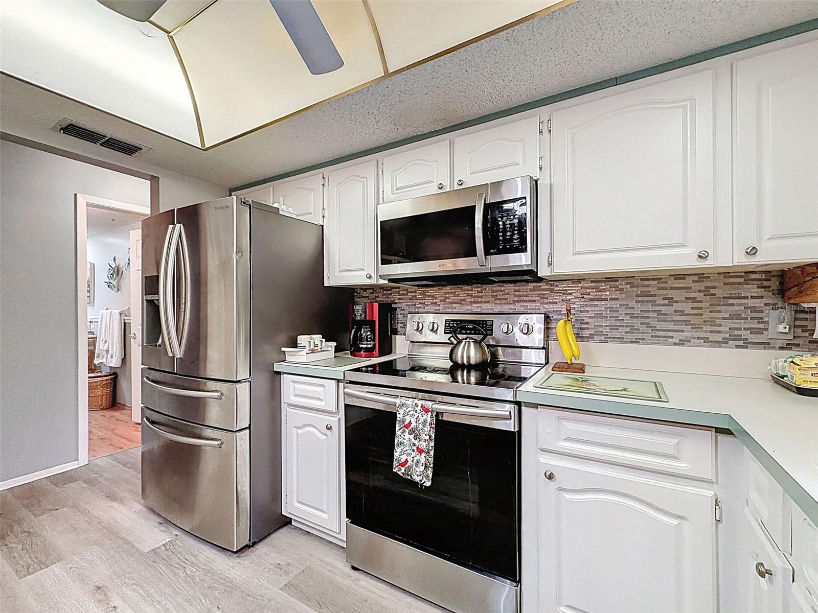 SPRING HILL - Residential