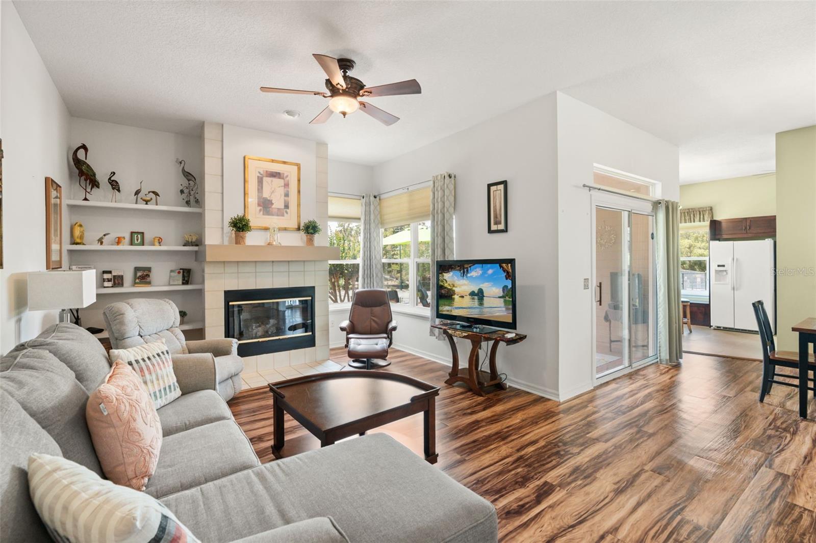 CASCADES UNIT I - Residential
