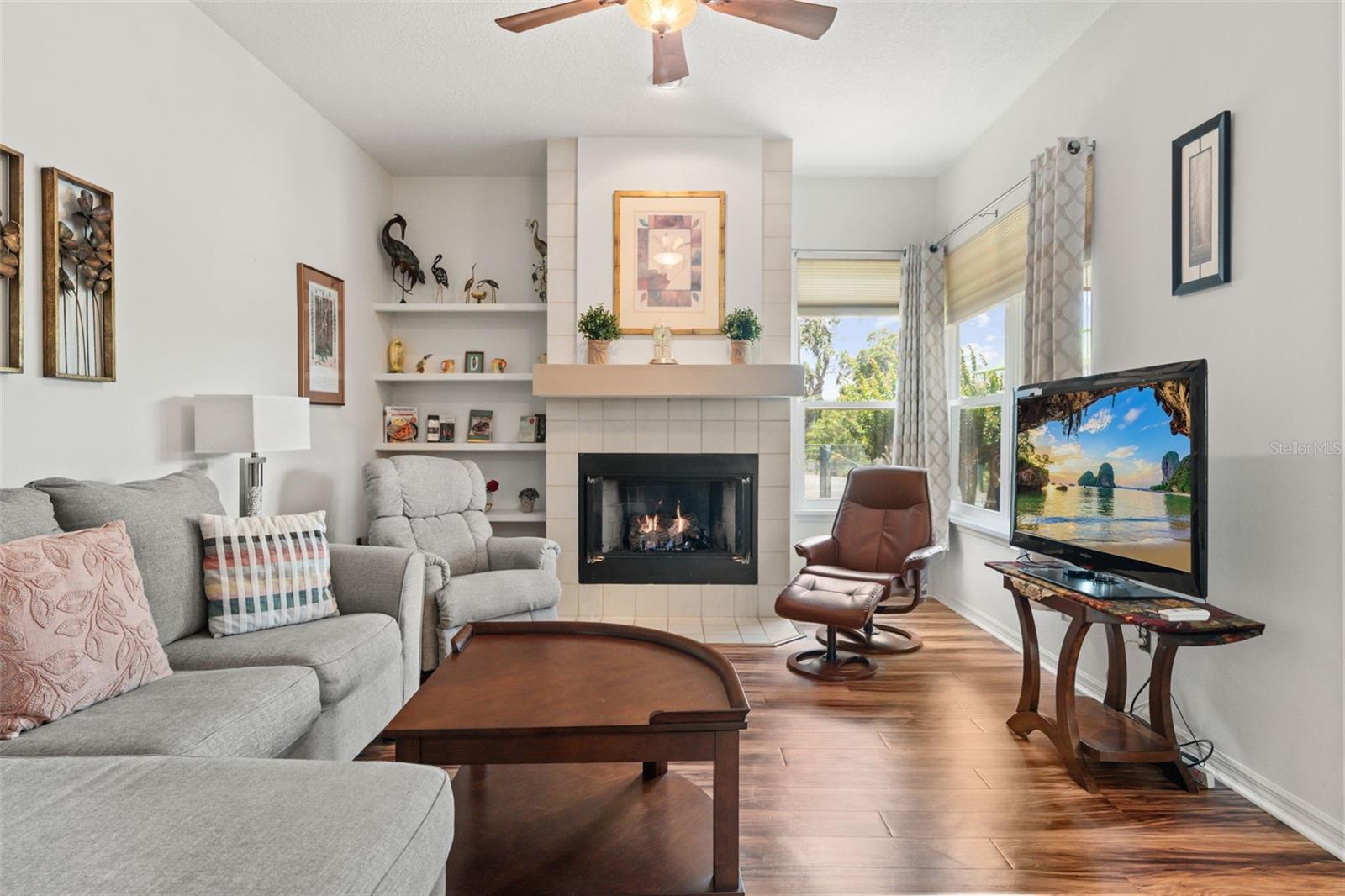 CASCADES UNIT I - Residential