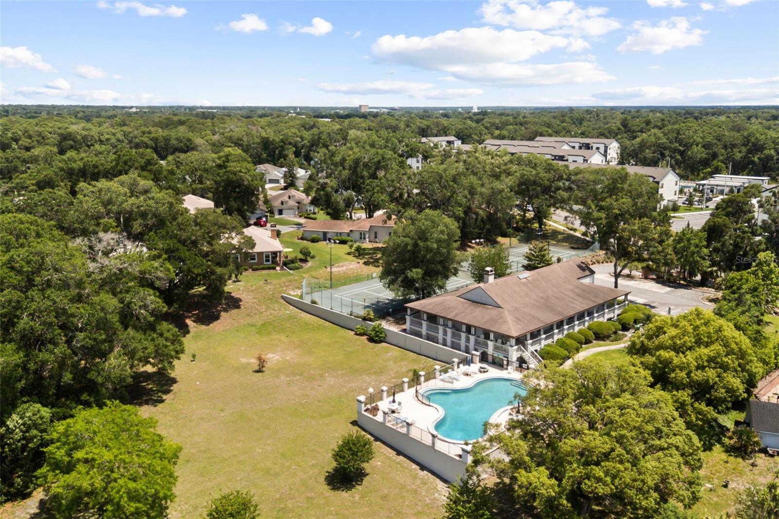 CASCADES UNIT I - Residential