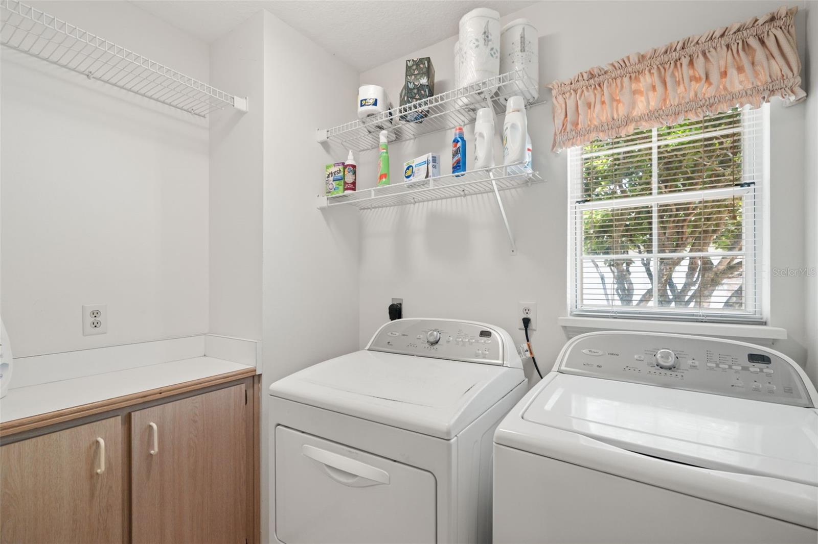 CASCADES UNIT I - Residential