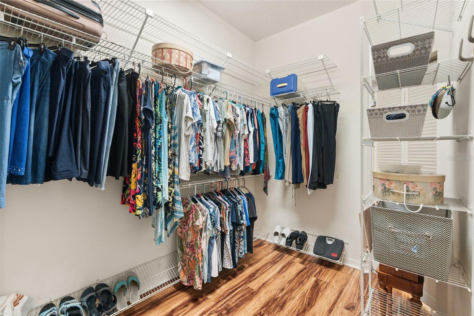 CASCADES UNIT I - Residential