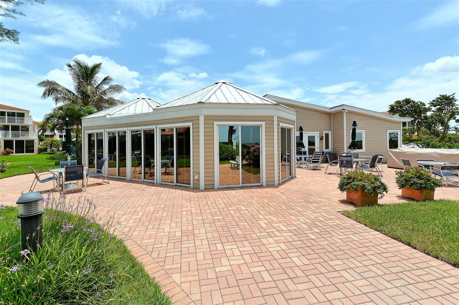 CLUB LONGBOAT BEACH & TENNIS - Residential