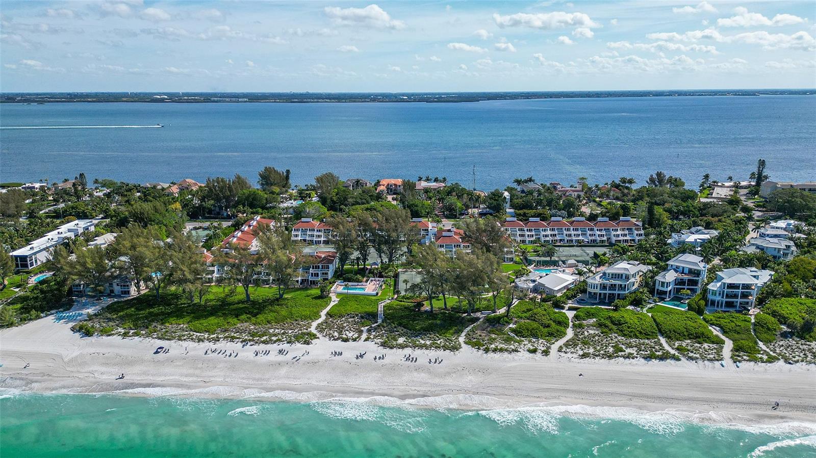 CLUB LONGBOAT BEACH & TENNIS - Residential